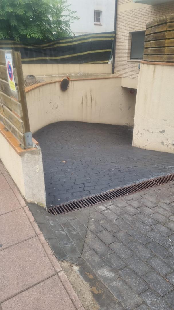 parking_space Estartit