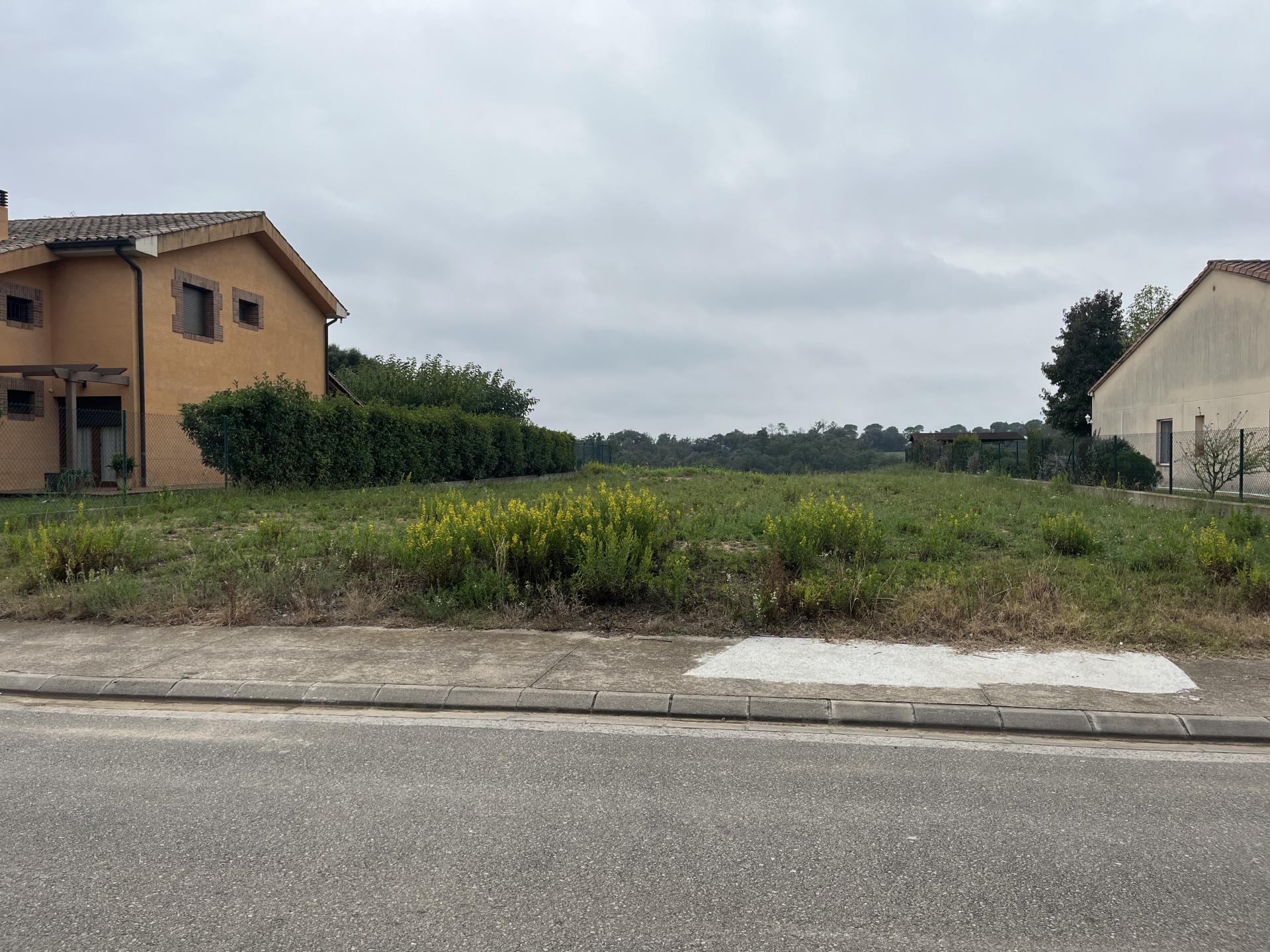 terrenys en vilobi-d-onyar ·  150000€