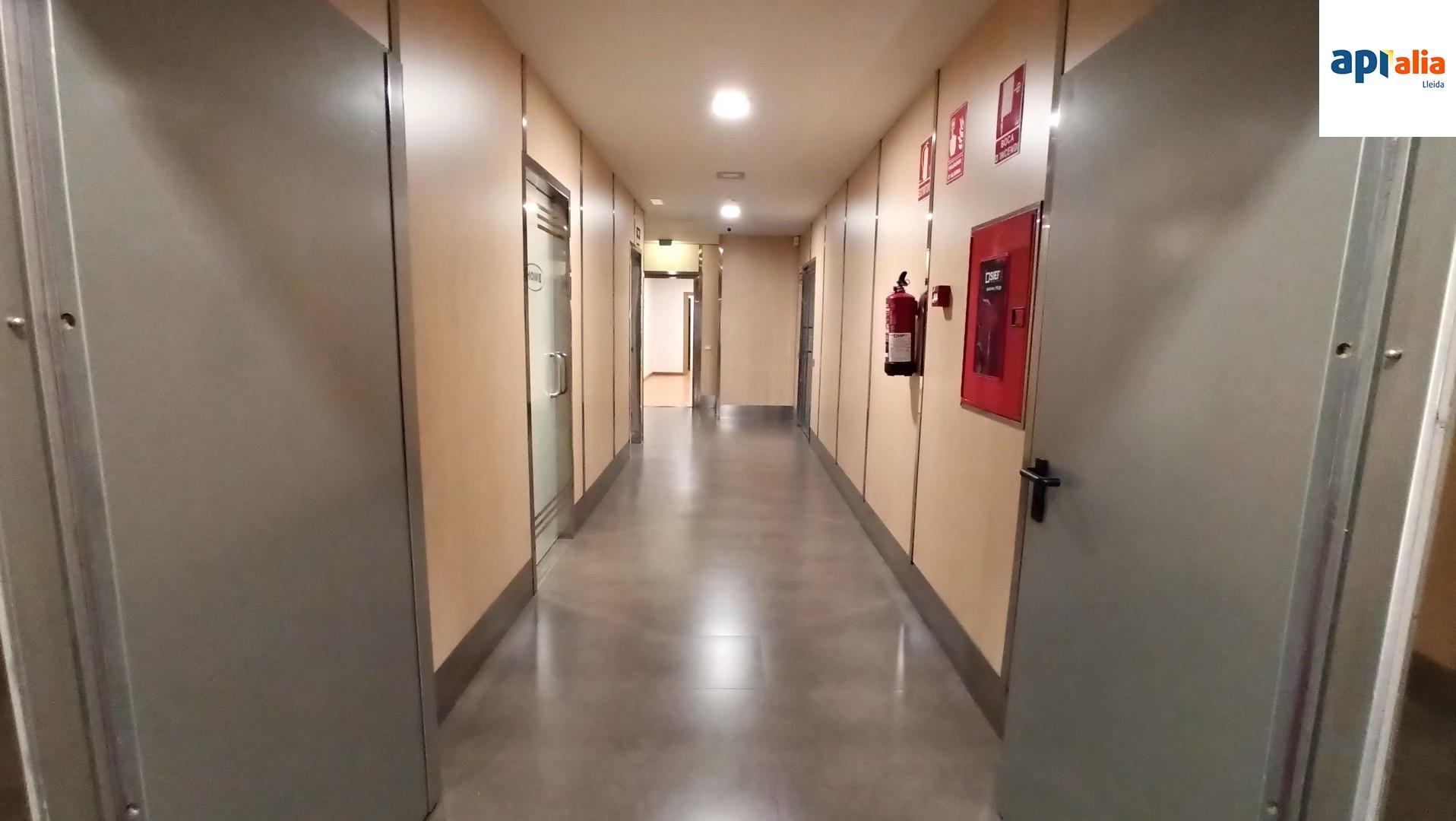 Oficina en venta en  Lleida  27/29