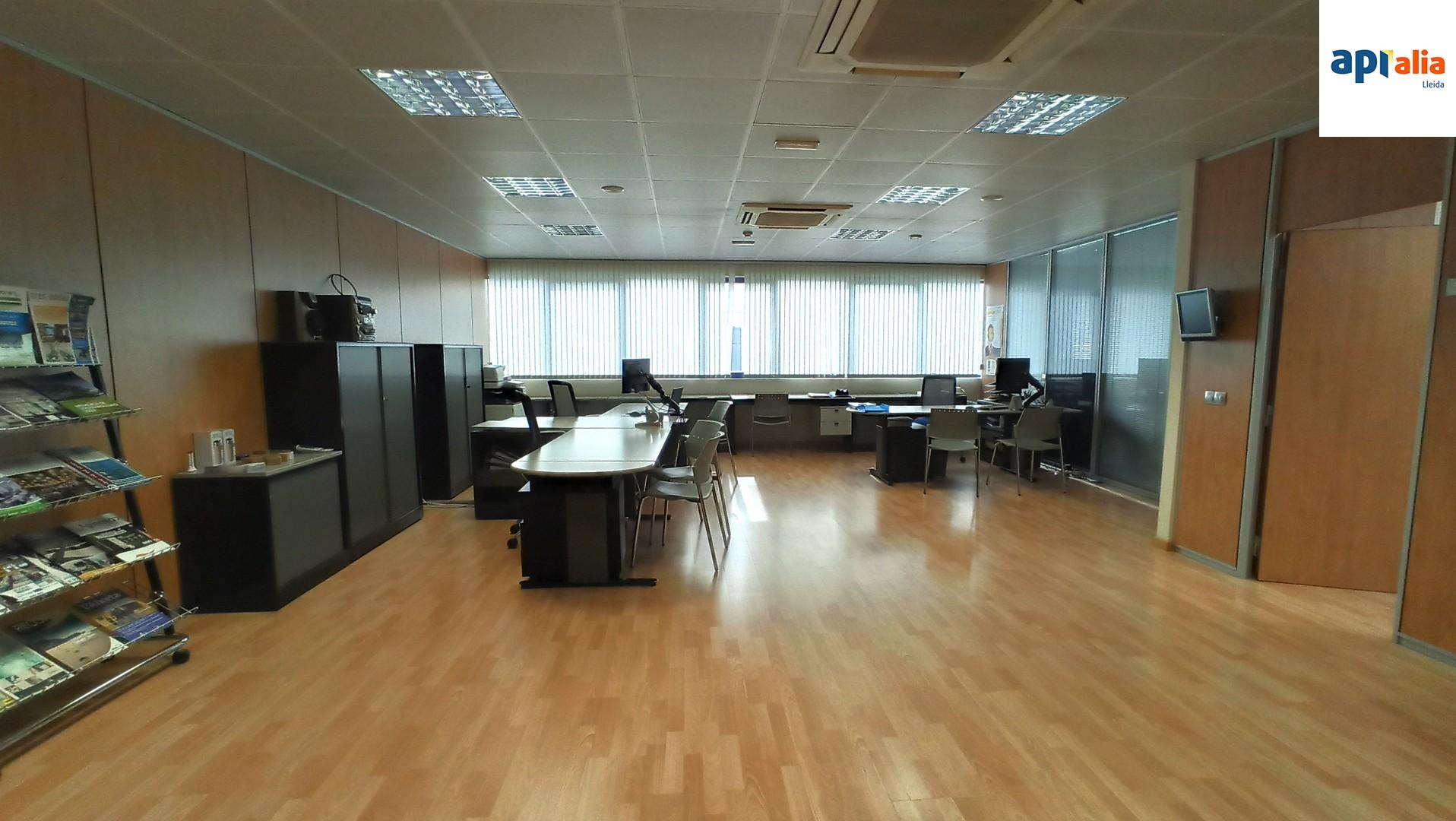 Oficina en venta en  Lleida  11/29