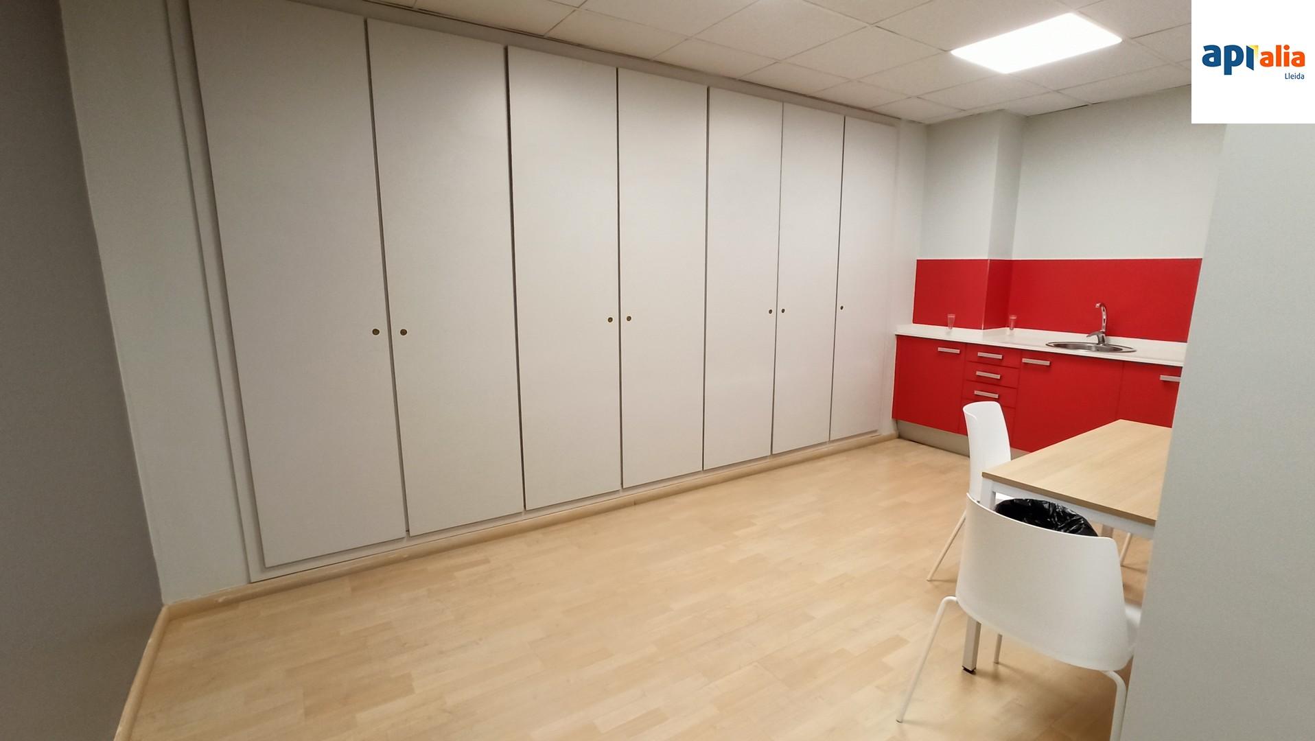 Oficina en venta en  Lleida  29/29