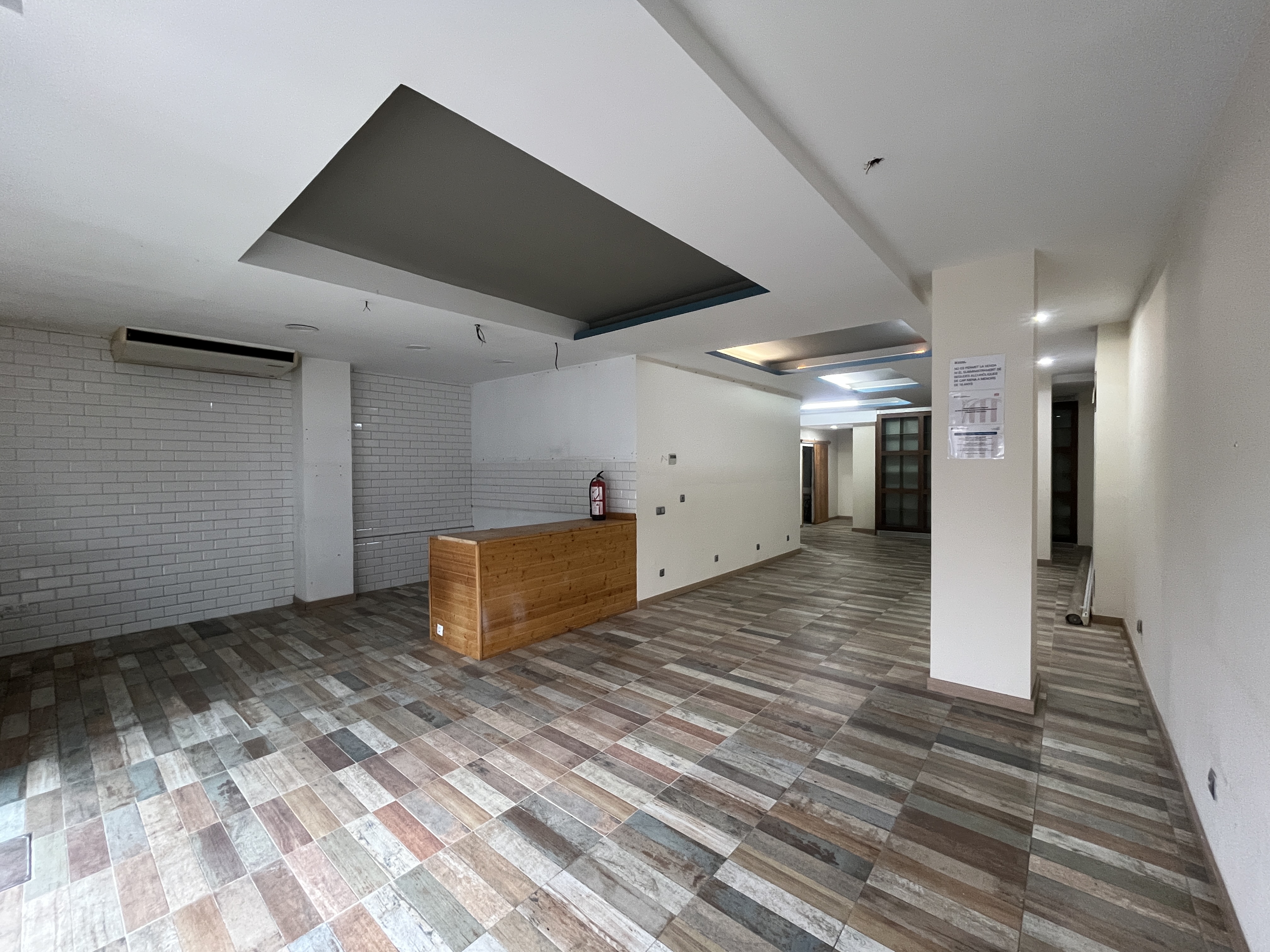 locales-comerciales en girona · migdia-emili-grahit 299000€