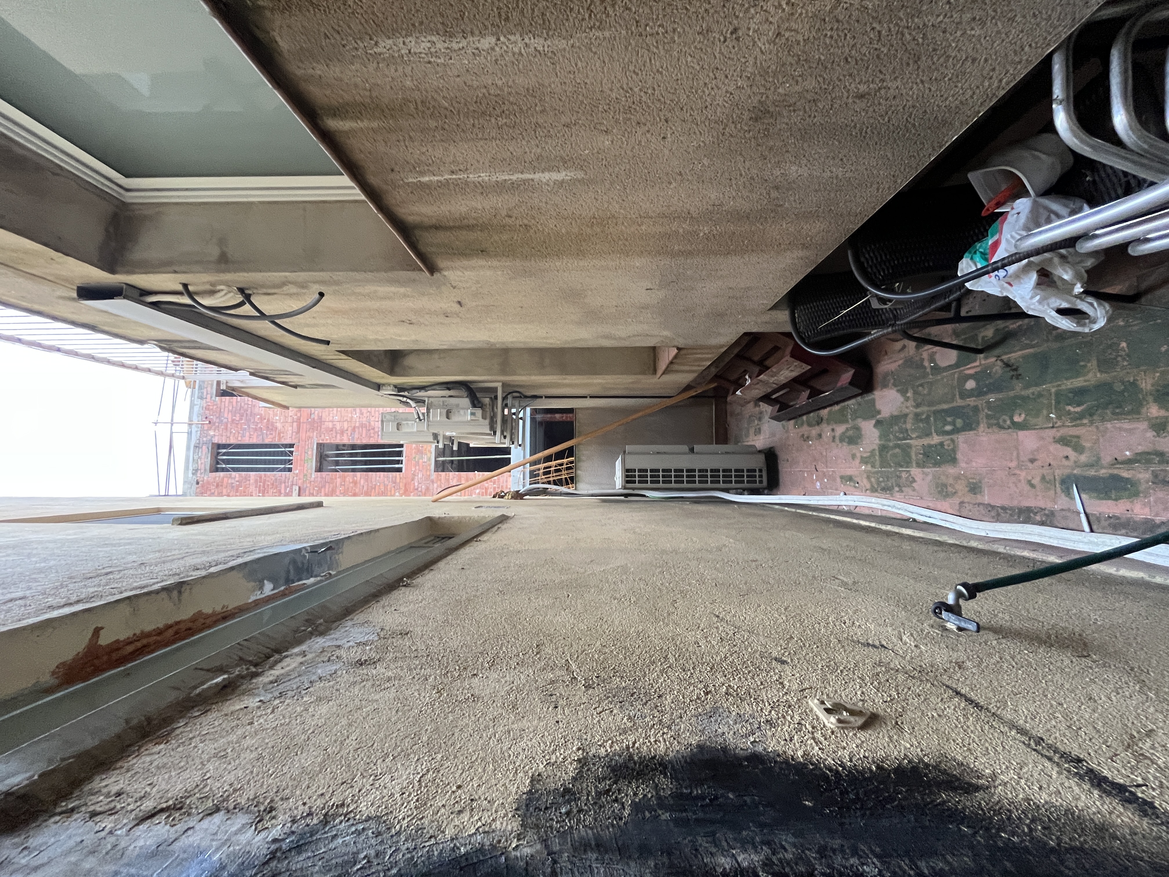 locales-comerciales en girona · migdia-emili-grahit 299000€