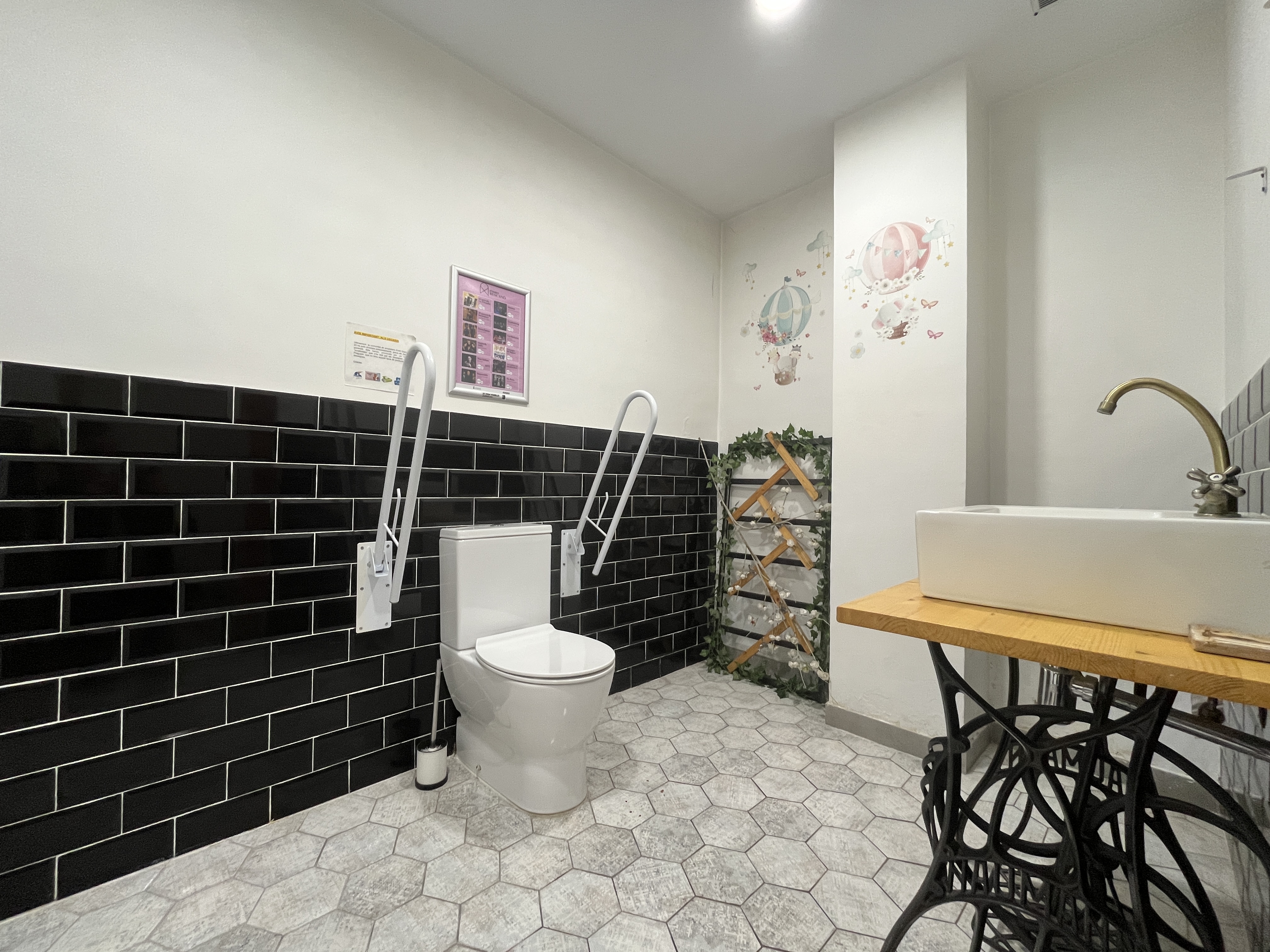 locales-comerciales en girona · migdia-emili-grahit 299000€