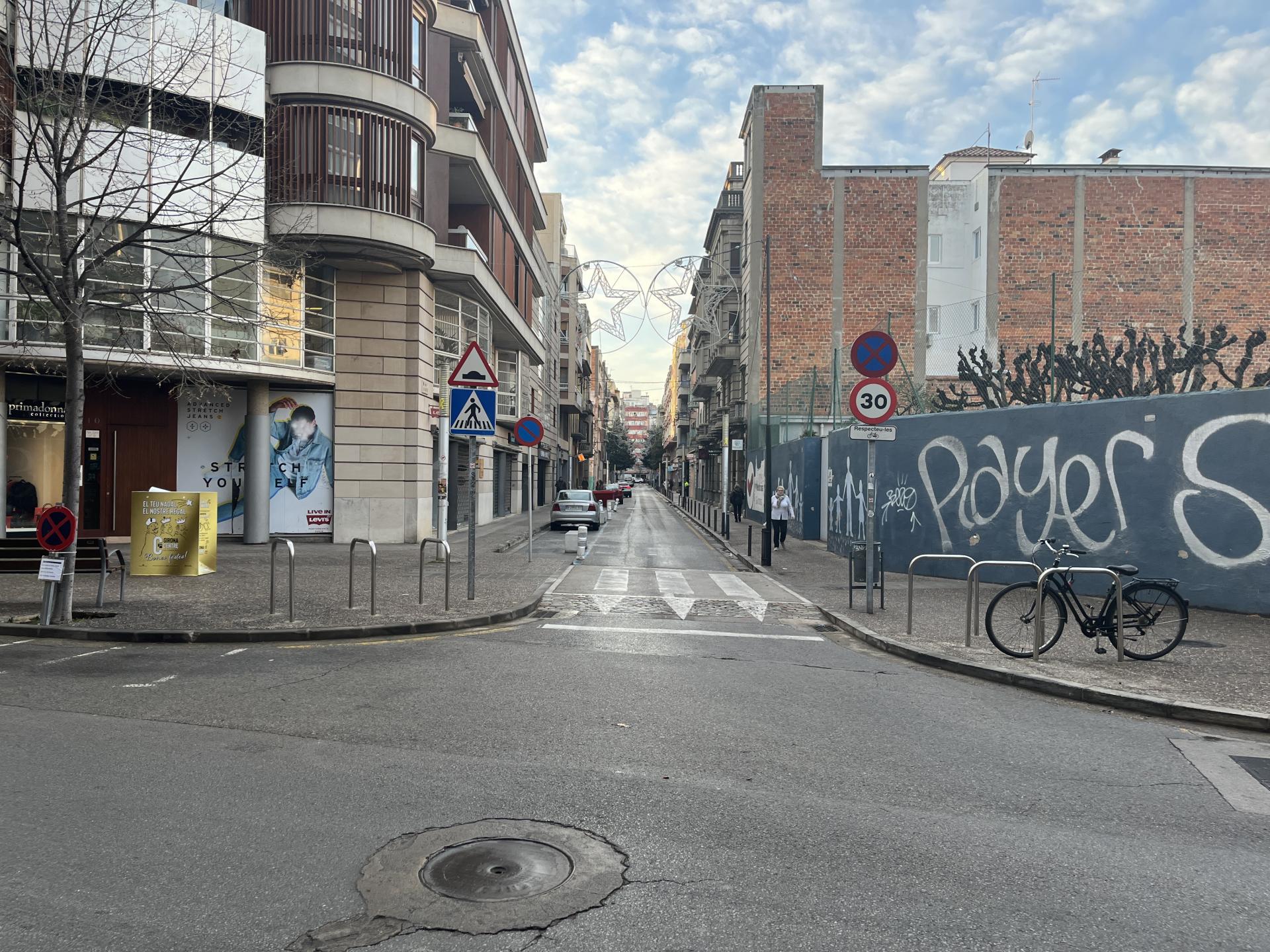 locals-comercials en girona · eixample €