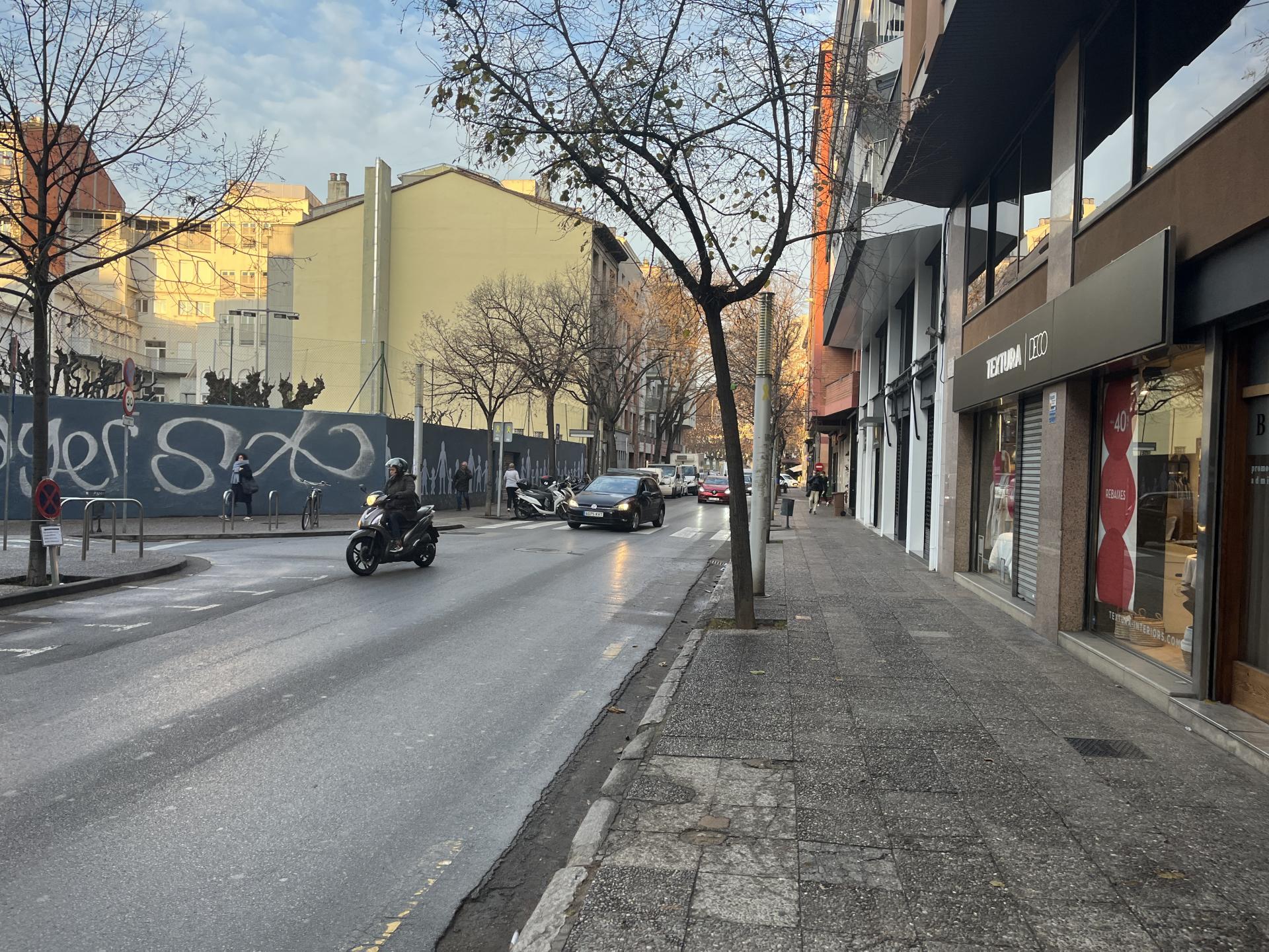 locals-comercials en girona · eixample €