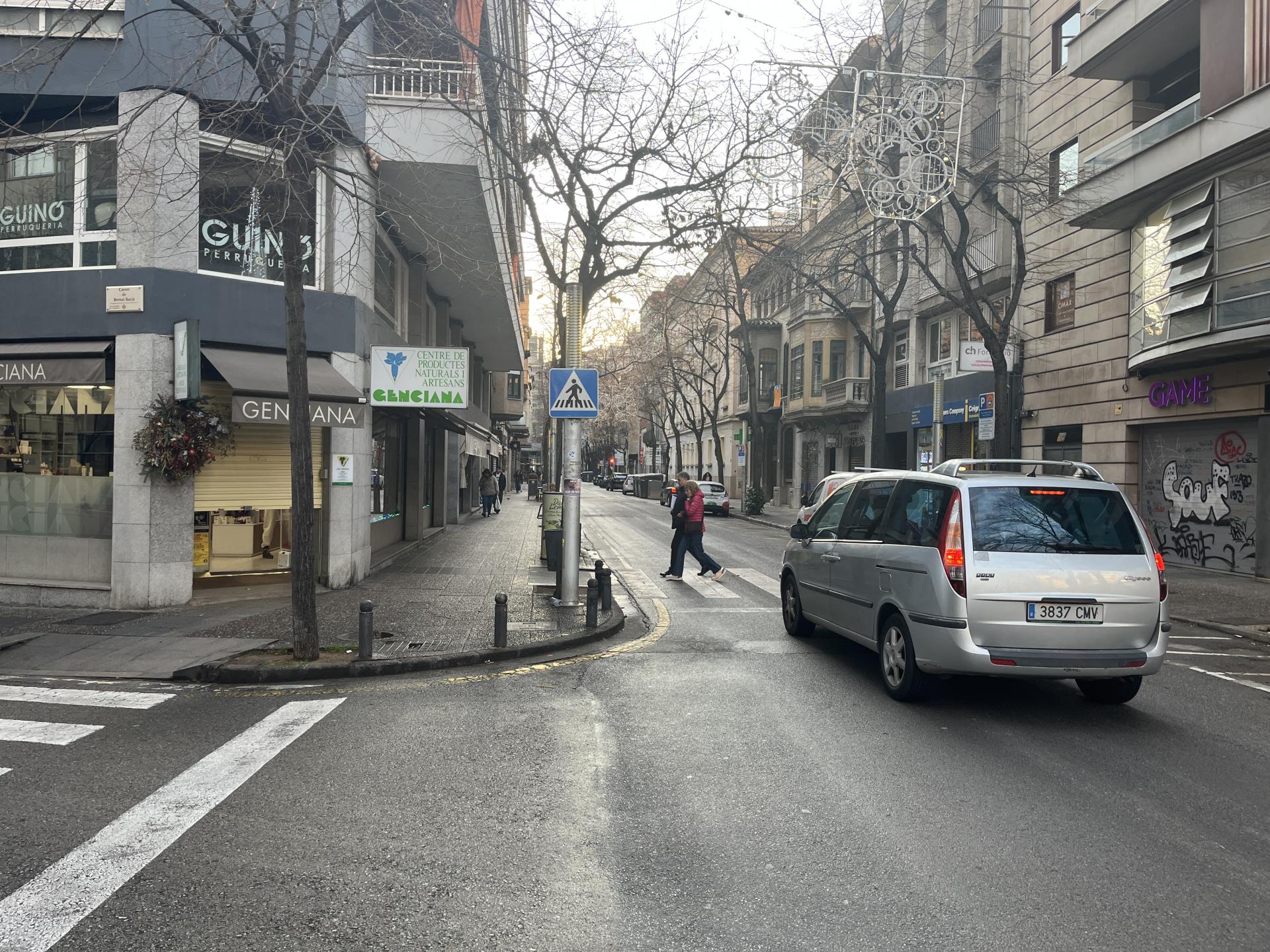 locals-comercials en girona · eixample €