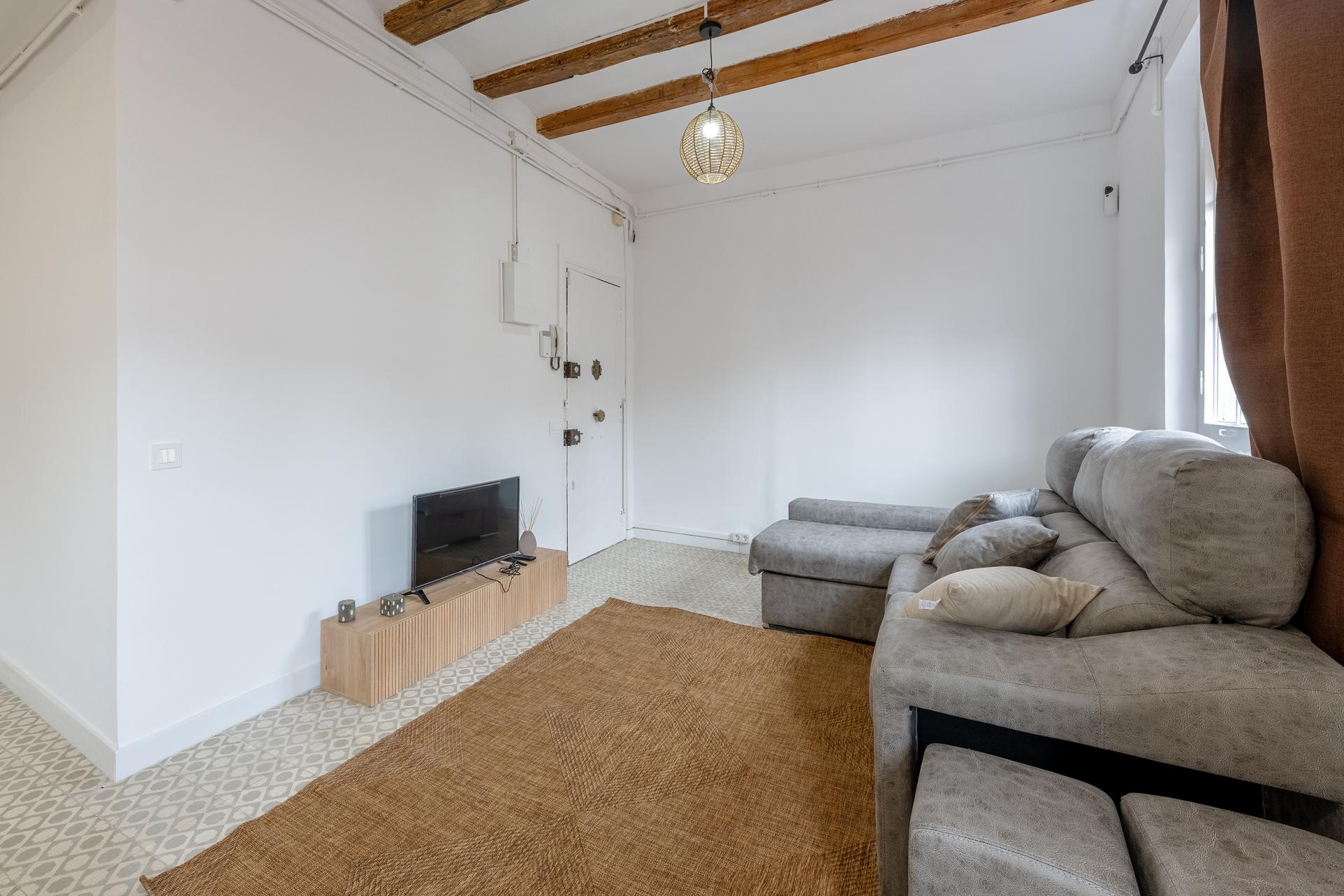 Piso muy luminoso reformado.ACTUALMENTE ALQUILADO