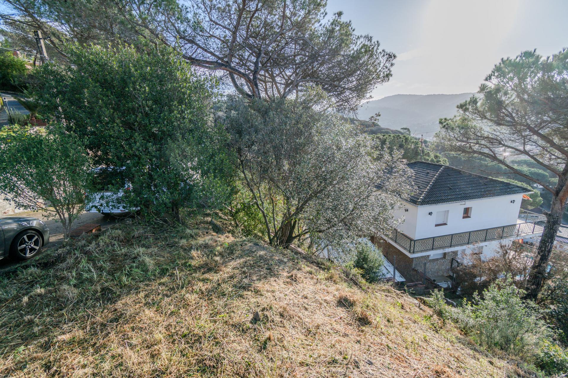 Terreno en venta en Dosrius! OPCION A CONSTRUIR DOS VIVIENDAS