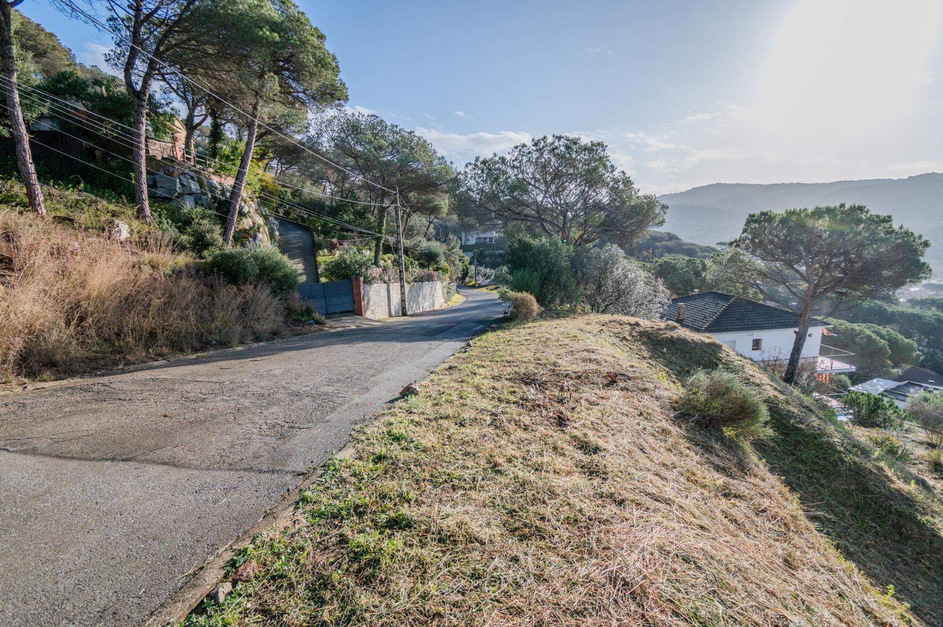 Terreno en venta en Dosrius! OPCION A CONSTRUIR DOS VIVIENDAS