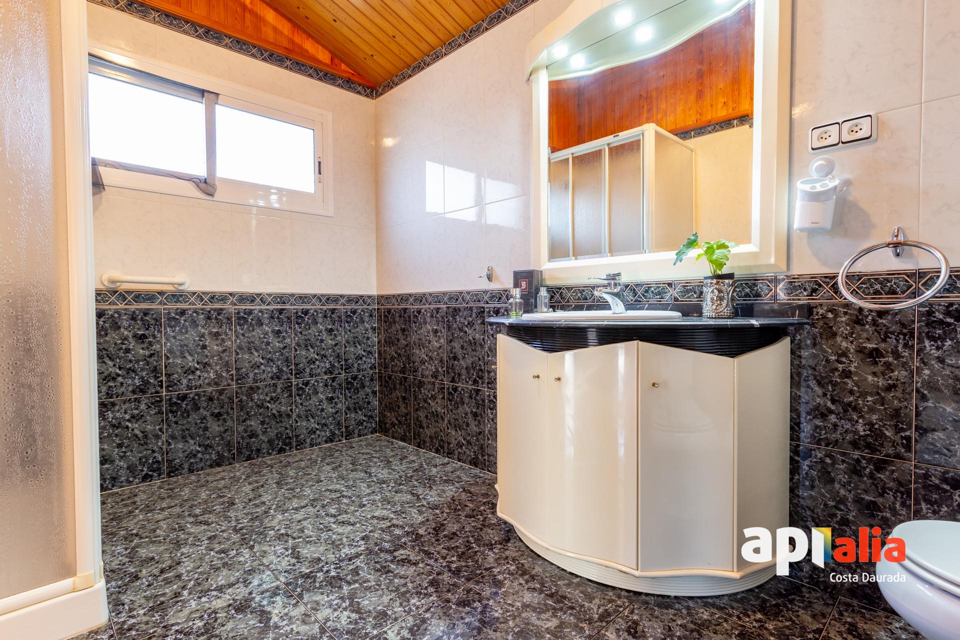 Casa en venta en Salou, Tarragona 49/57