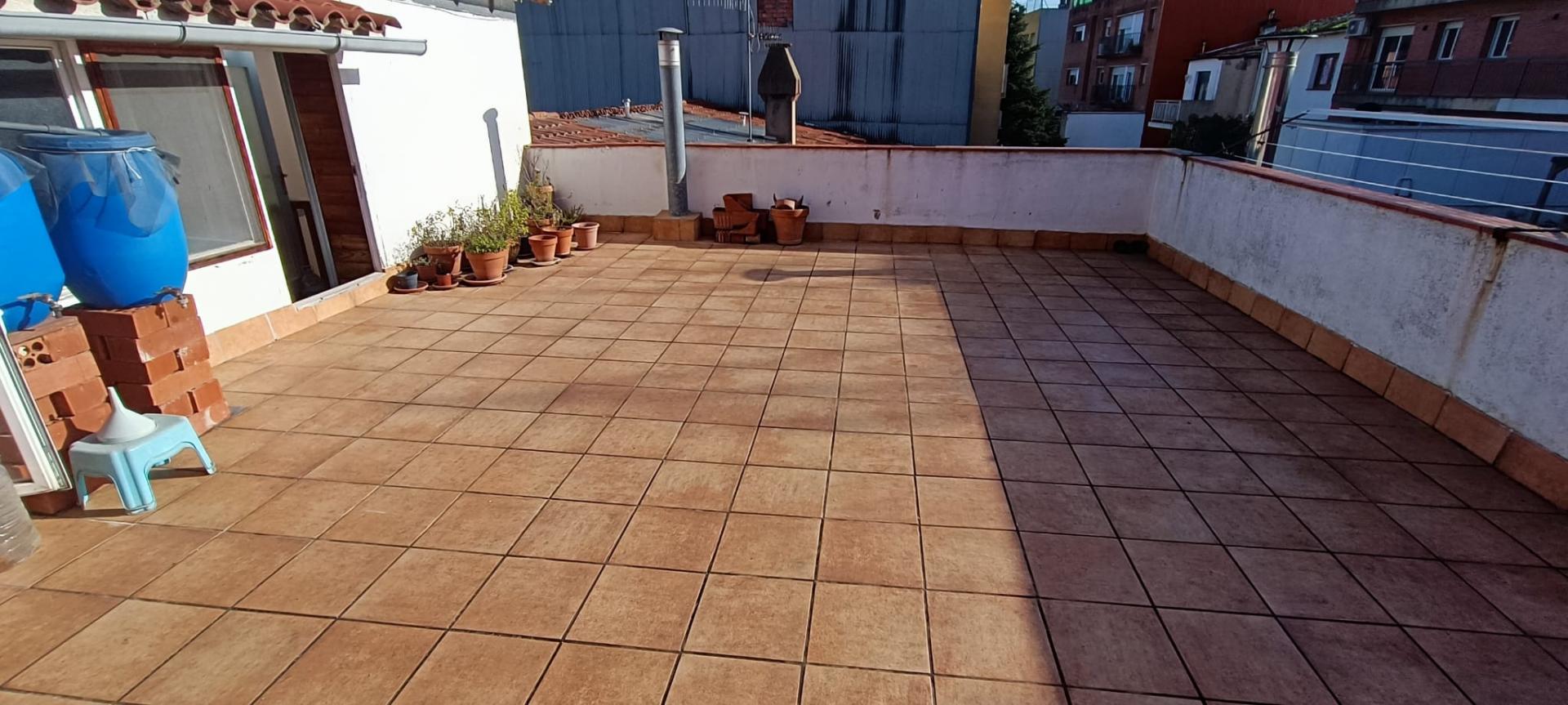 CASA DE POBLE CENTRICA