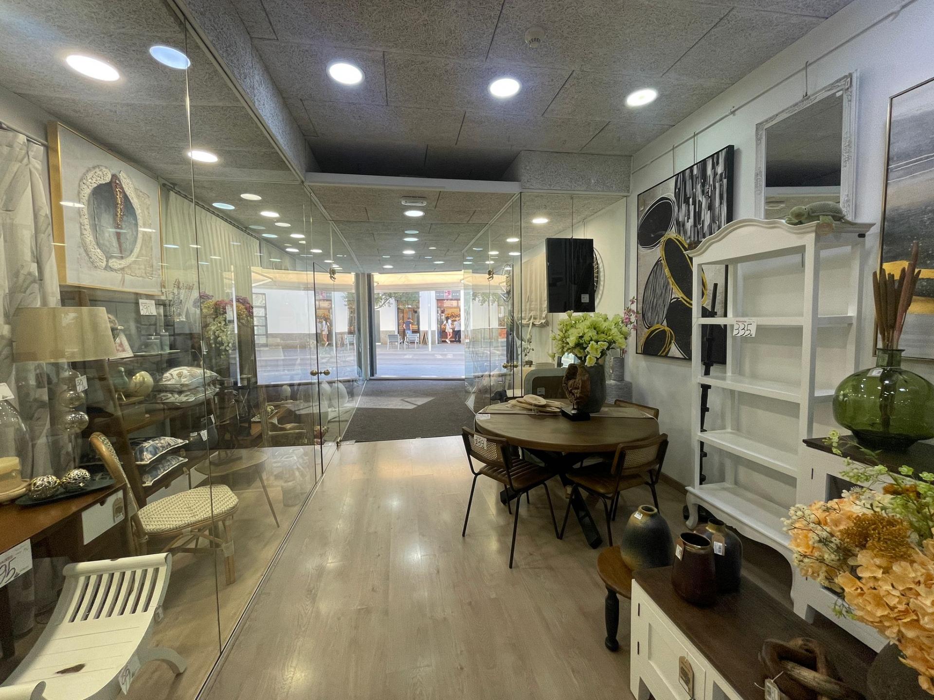 Inmejorable oportunidad de negocio en un entorno comercial consolidado y en actual expansión.