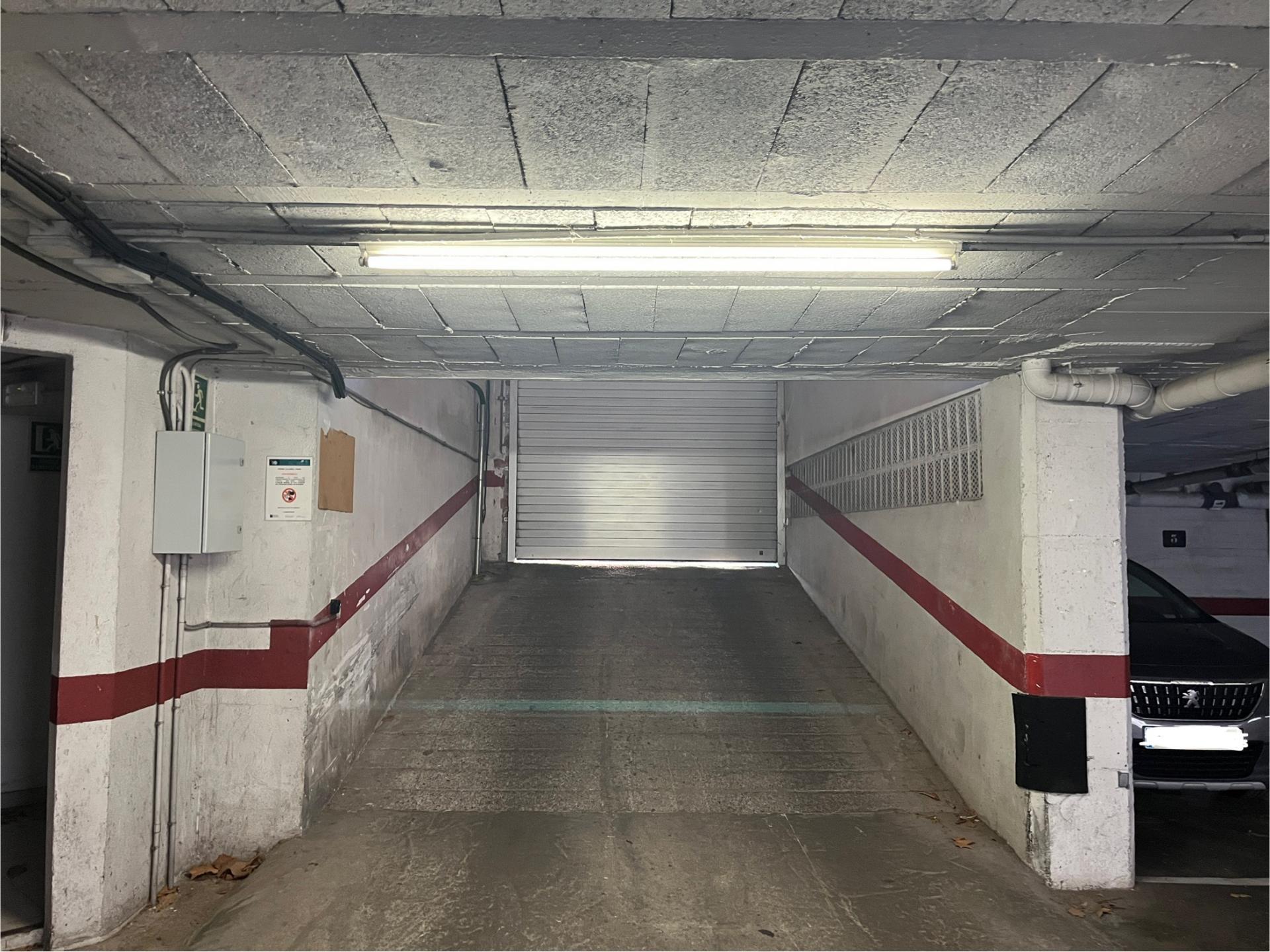 parquing en girona · santa-eugenia €