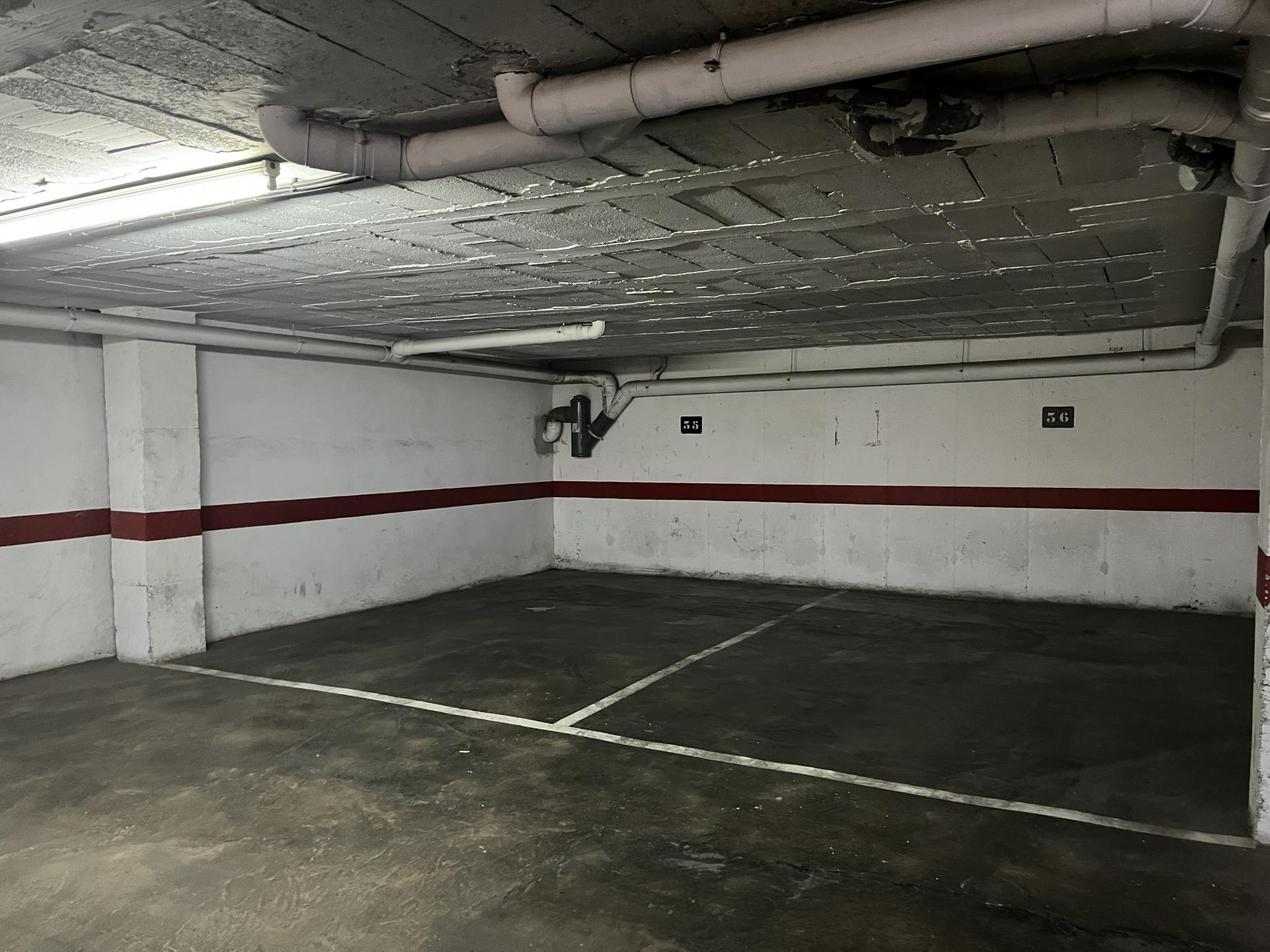 parquing en girona · santa-eugenia €