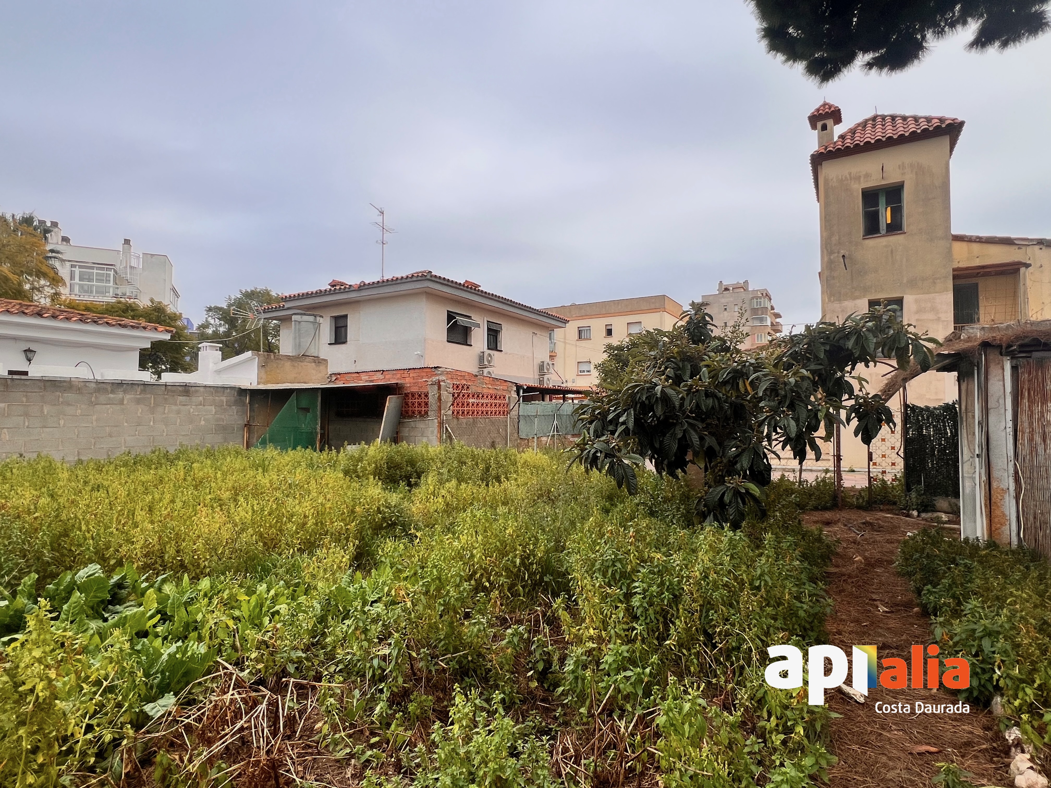 Terreno en venta en Salou, Tarragona 9/17