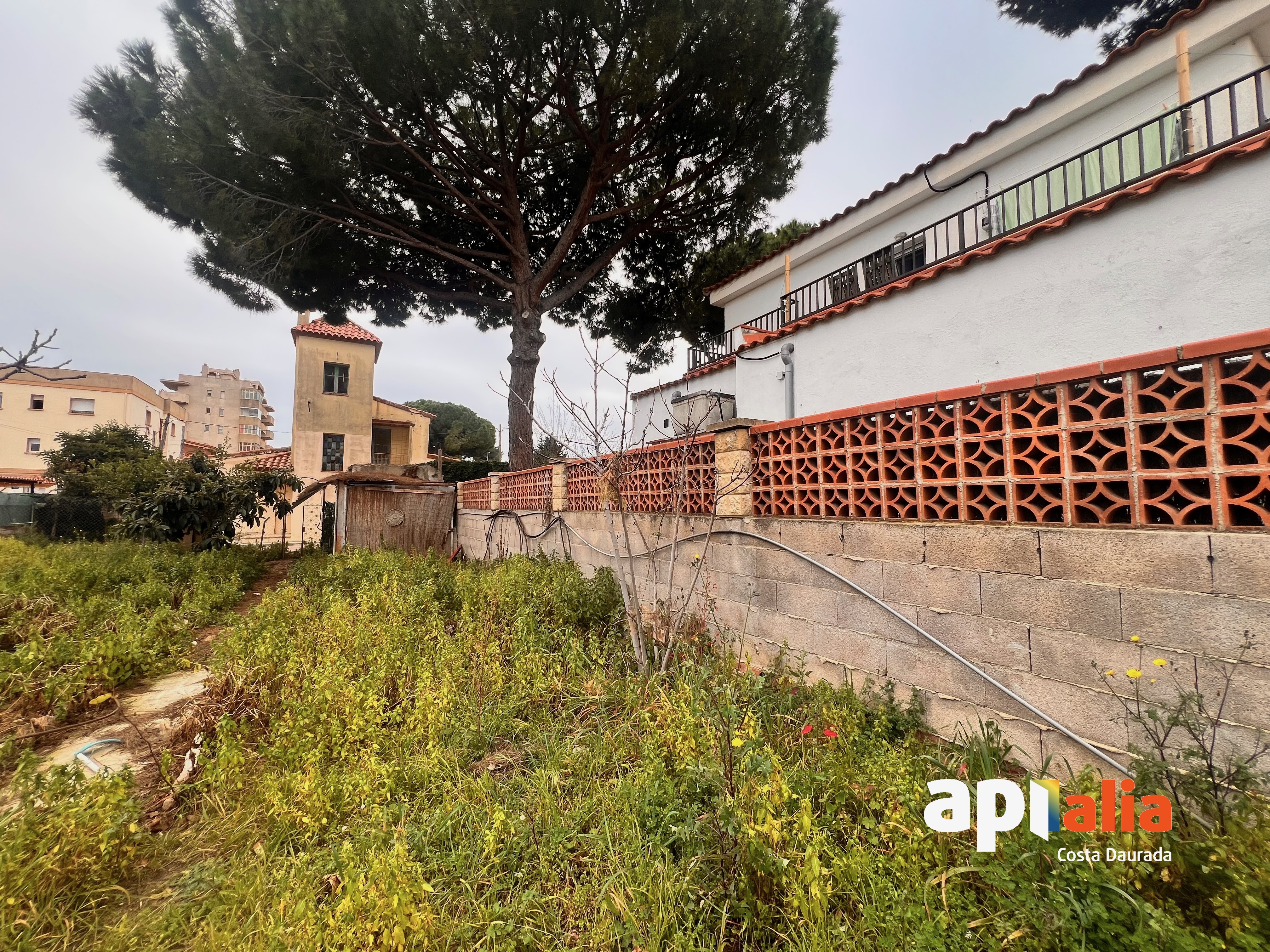 Terreno en venta en Salou, Tarragona 11/17
