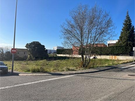 terrenys en cassa-de-la-selva ·  600000€