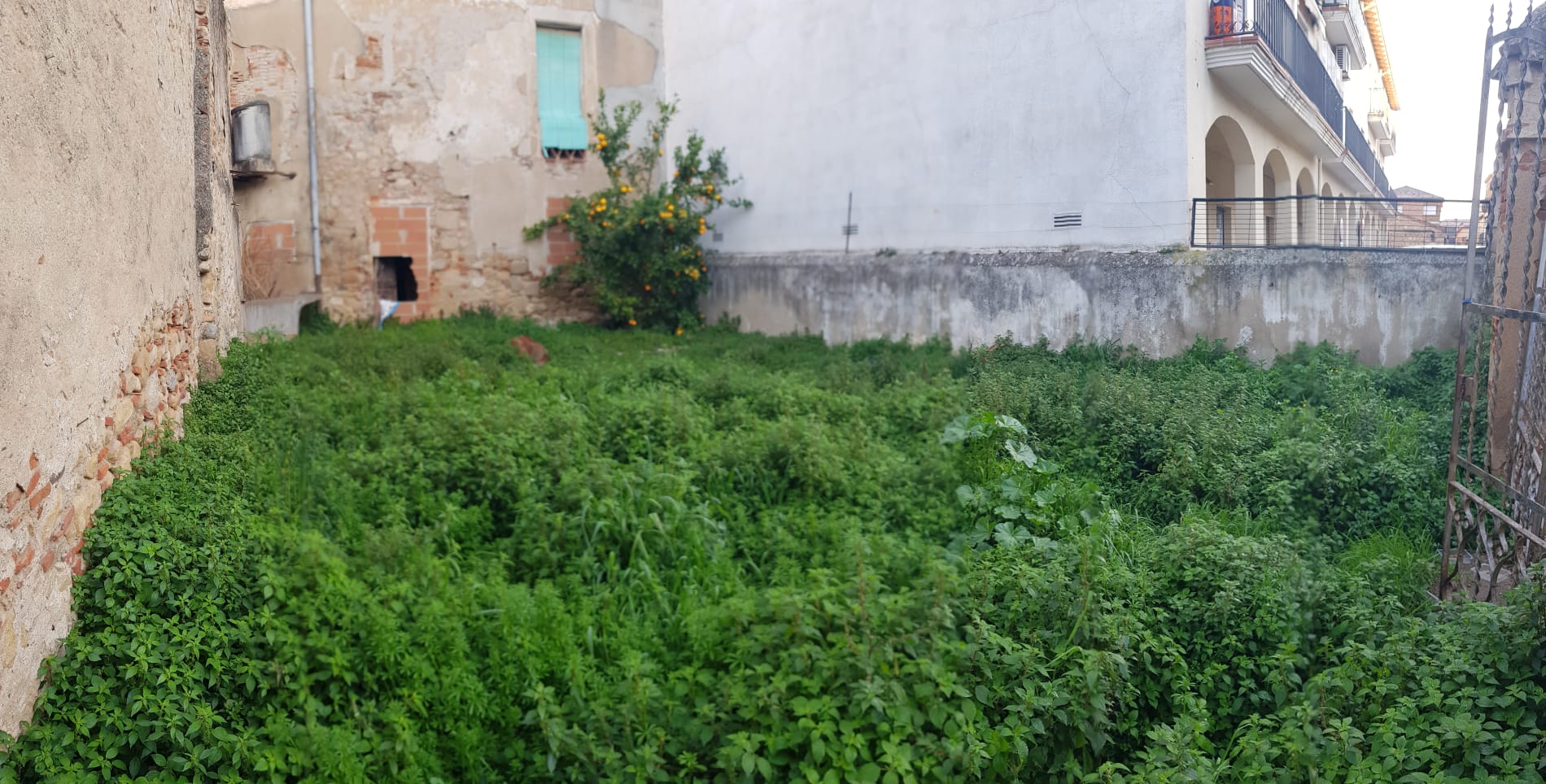 CASA DE PUEBLO CENTENARIA