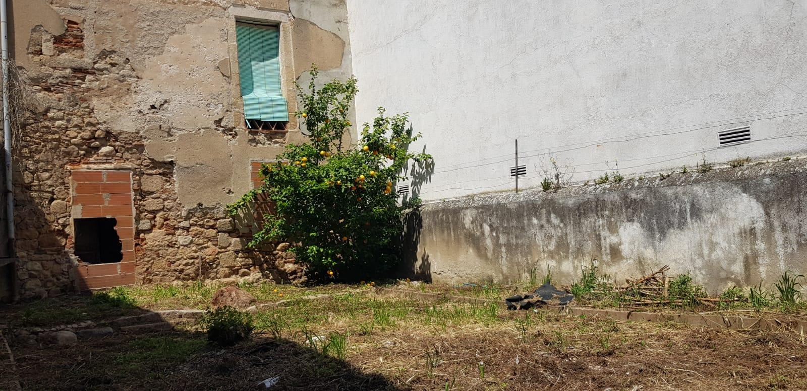 CASA DE PUEBLO CENTENARIA