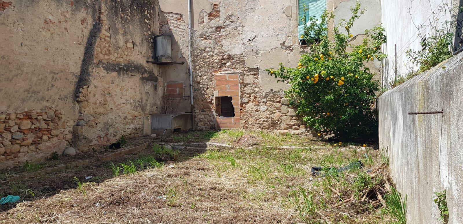 CASA DE PUEBLO CENTENARIA