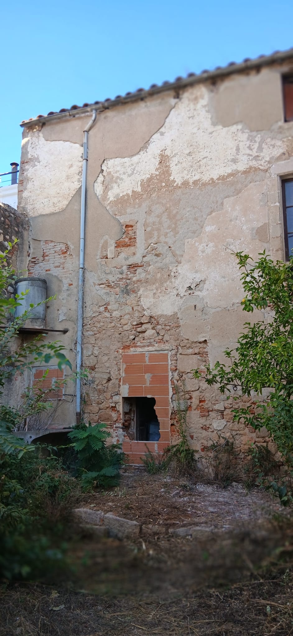 CASA DE POBLE CENTENARIA