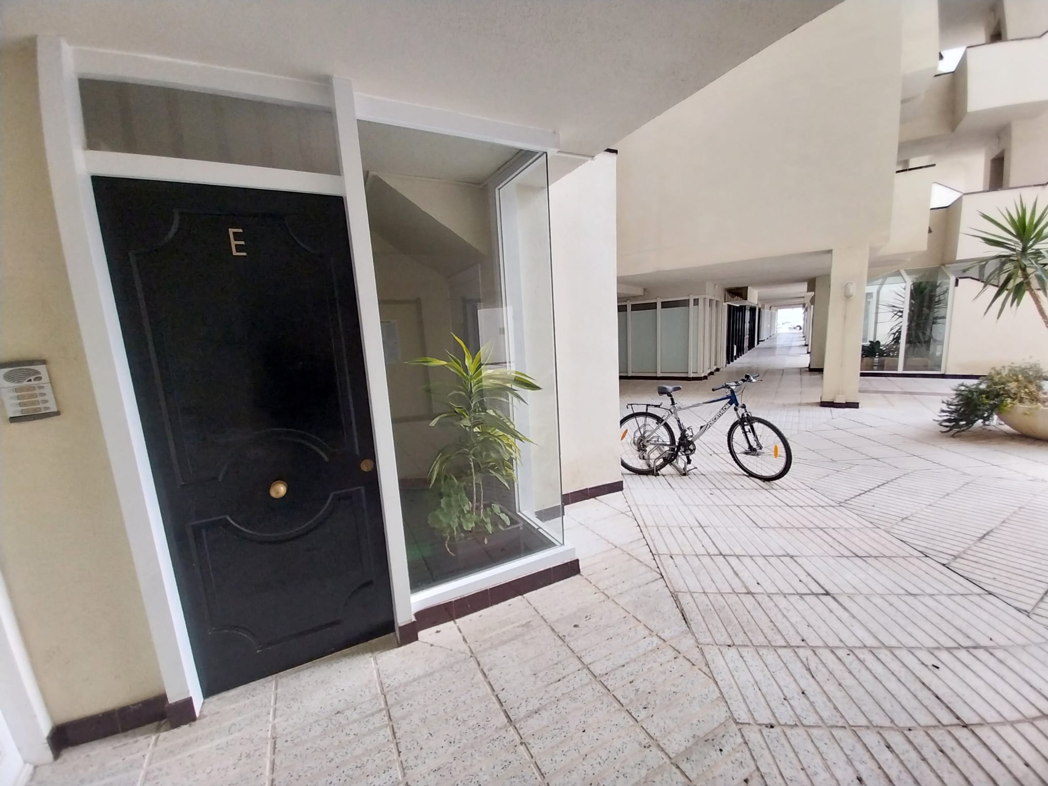 apartment Escala, L