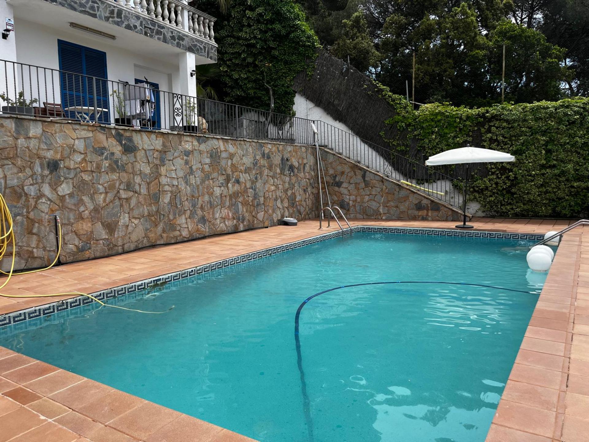 CASA EN VENTA EN SANT CEBRIÀ