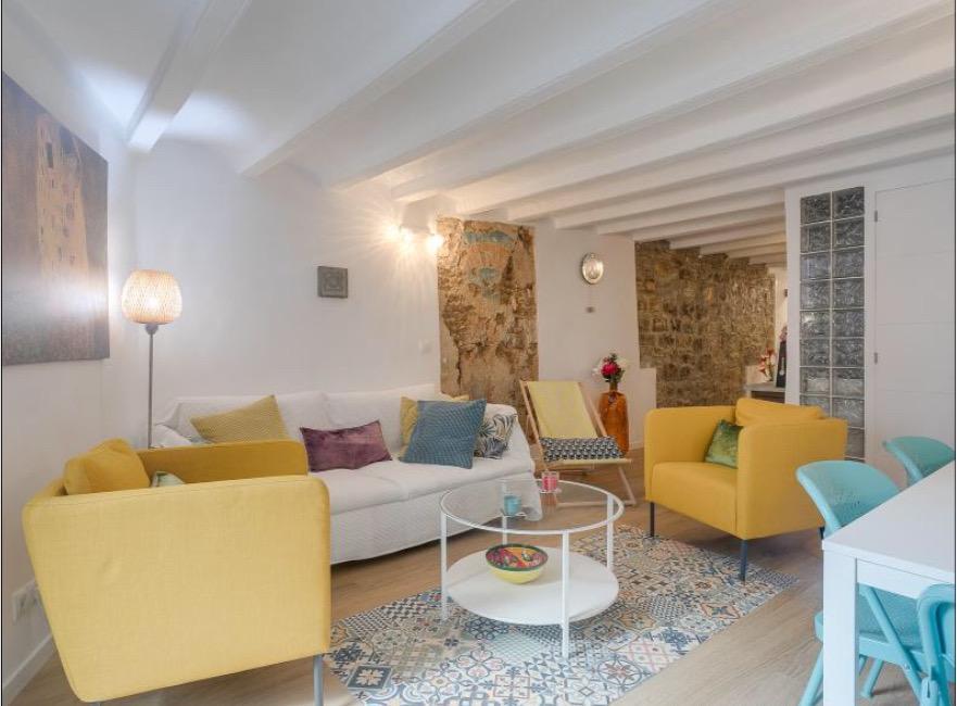 Piso de diseño de 81 m  construidos en el casco antiguo 