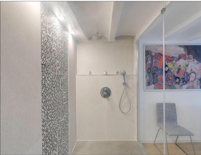 Piso de diseño de 81 m  construidos en el casco antiguo 