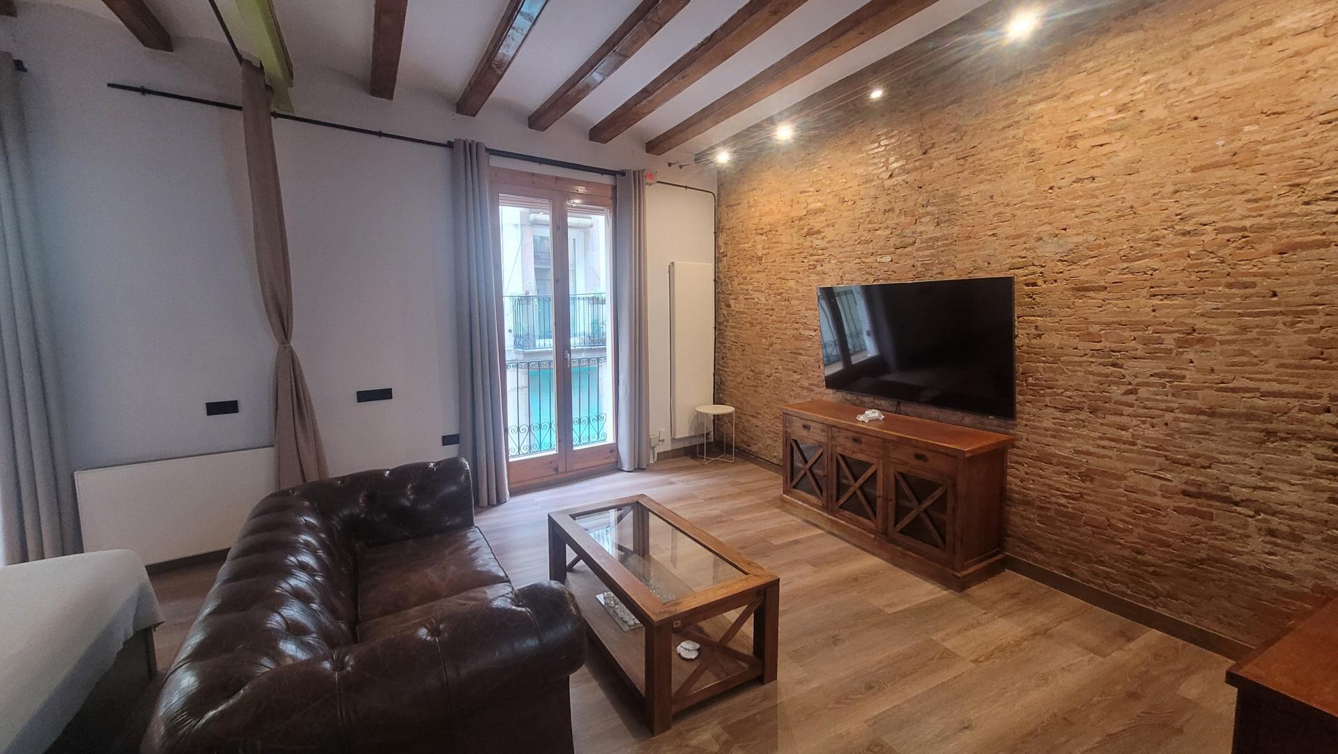 En venta esta acogedora vivienda reformada y luminosa.
Con una superficie...