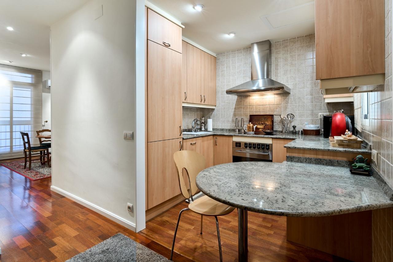 COMTE D´URGELL - DIPUTACIÓ

Te presentamos esta vivienda llena de calidez...