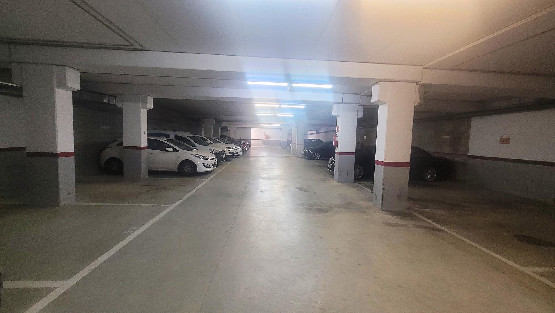 Nave en venta en calle de Suïssa, Badalona