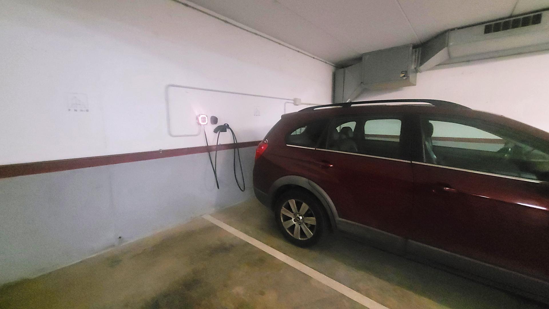 Nave en venta en calle de Suïssa, Badalona