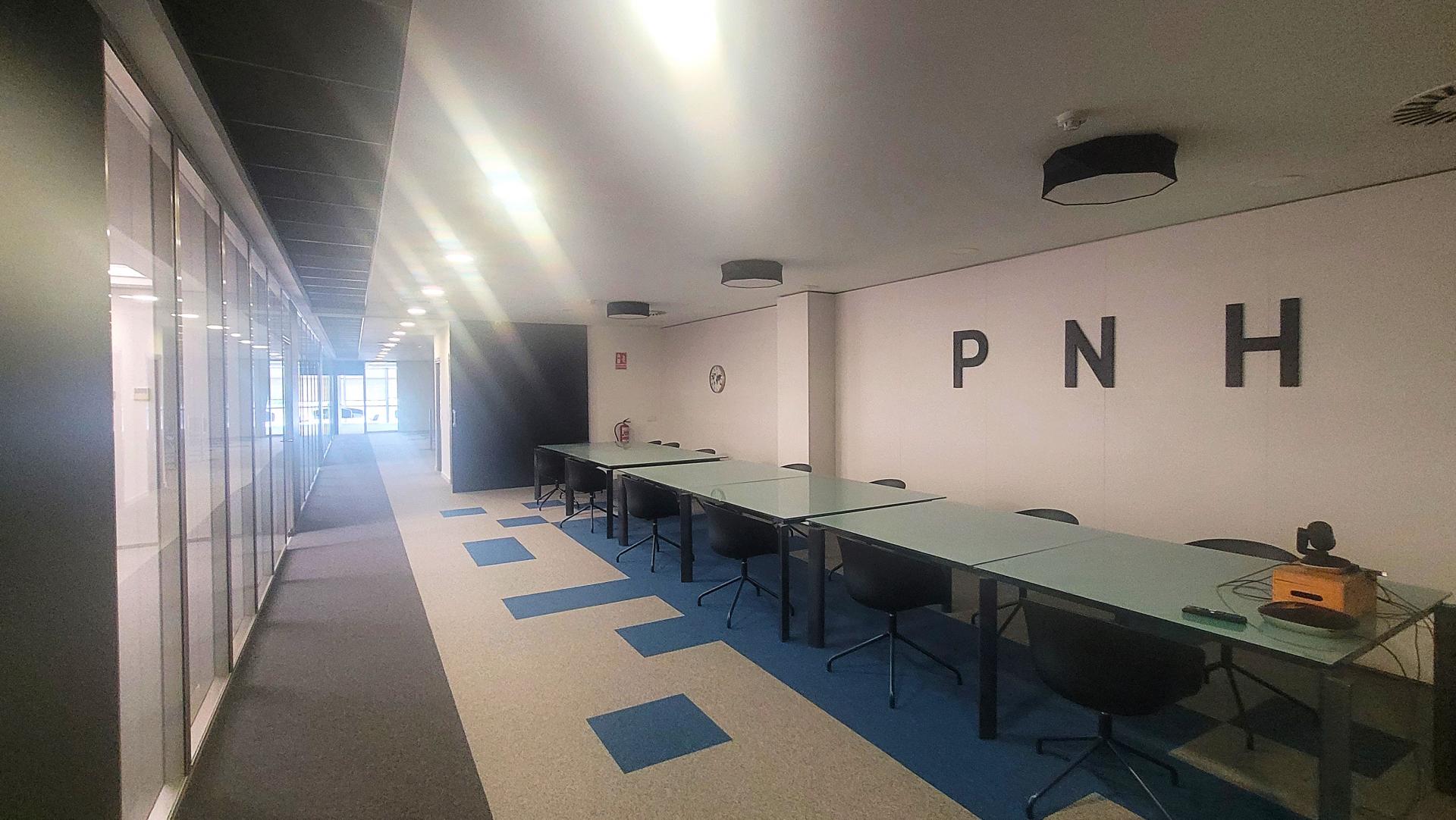 Nave en venta en calle de Suïssa, Badalona