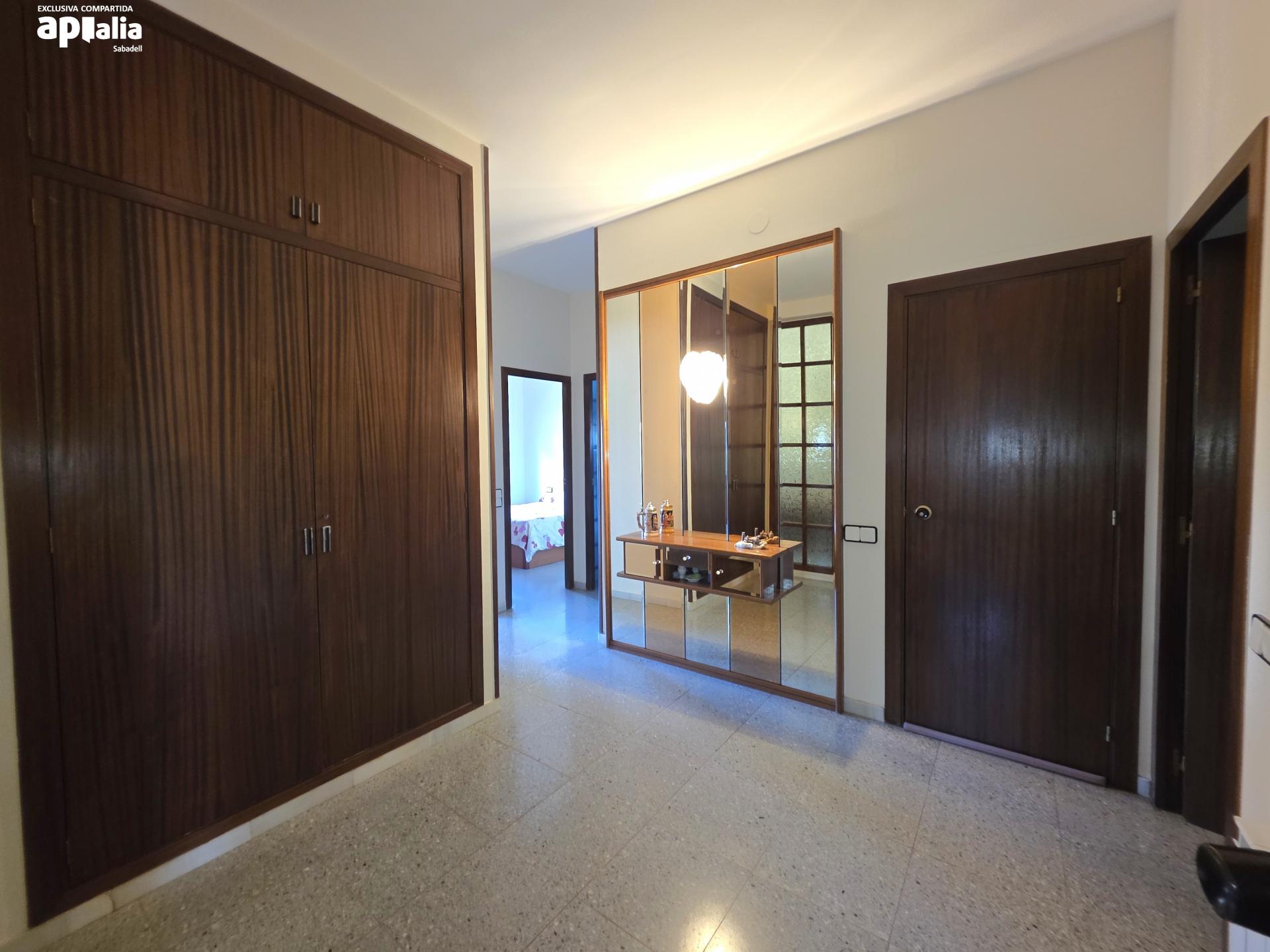 Fantástica torre en Arisol D   Castellar del Vallès
Ubicada...