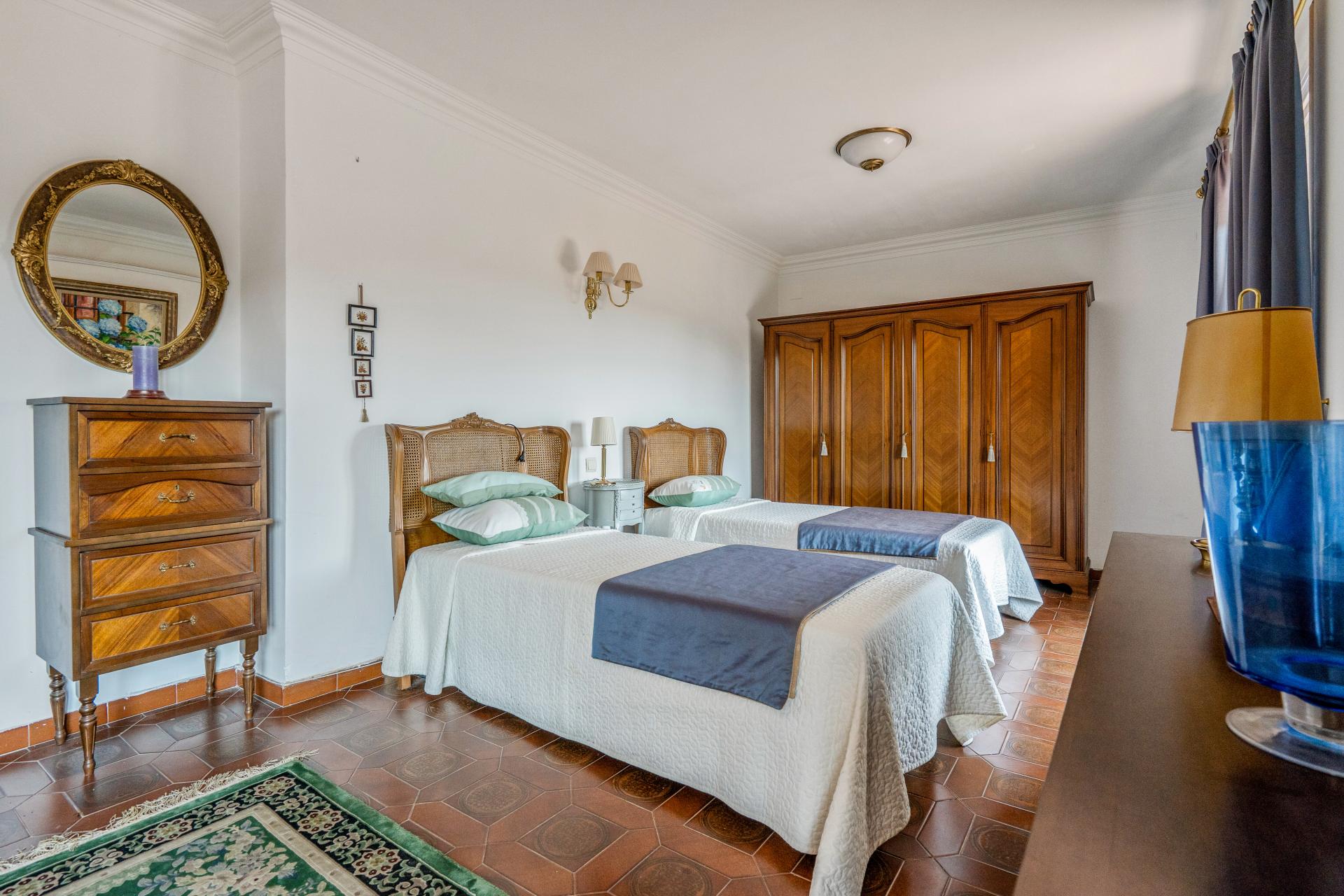 ESPECTACULAR TORRE EN EL TURO DE LA MARE DE DEU DEL PUIG