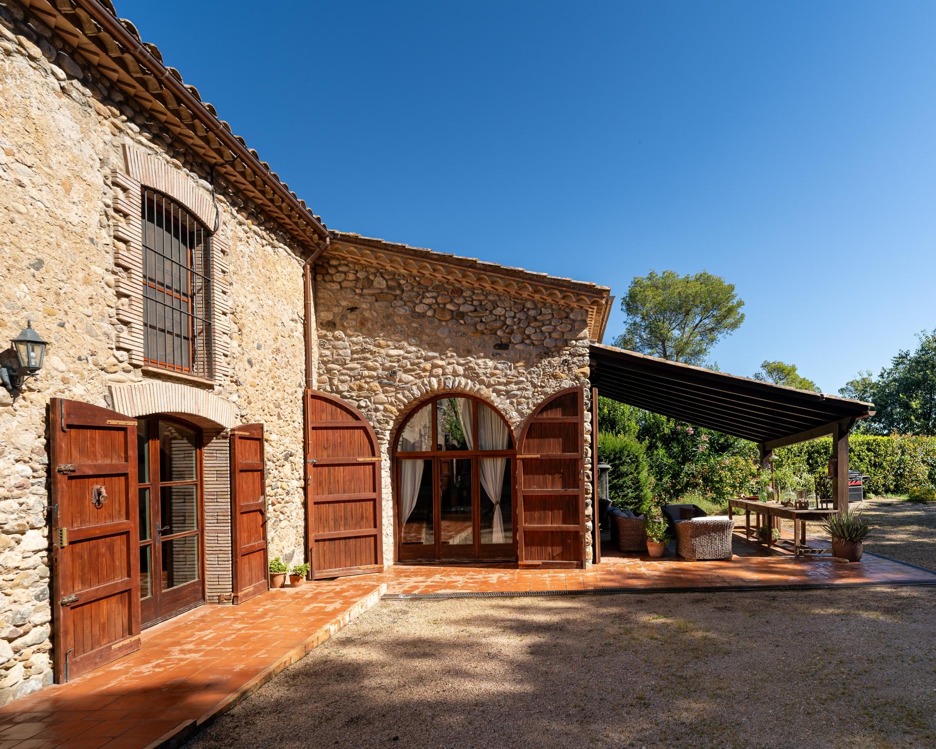 MASIA CON ALMA, PISCINA Y ENTORNO PRIVILEGIADO !!!!!!!!