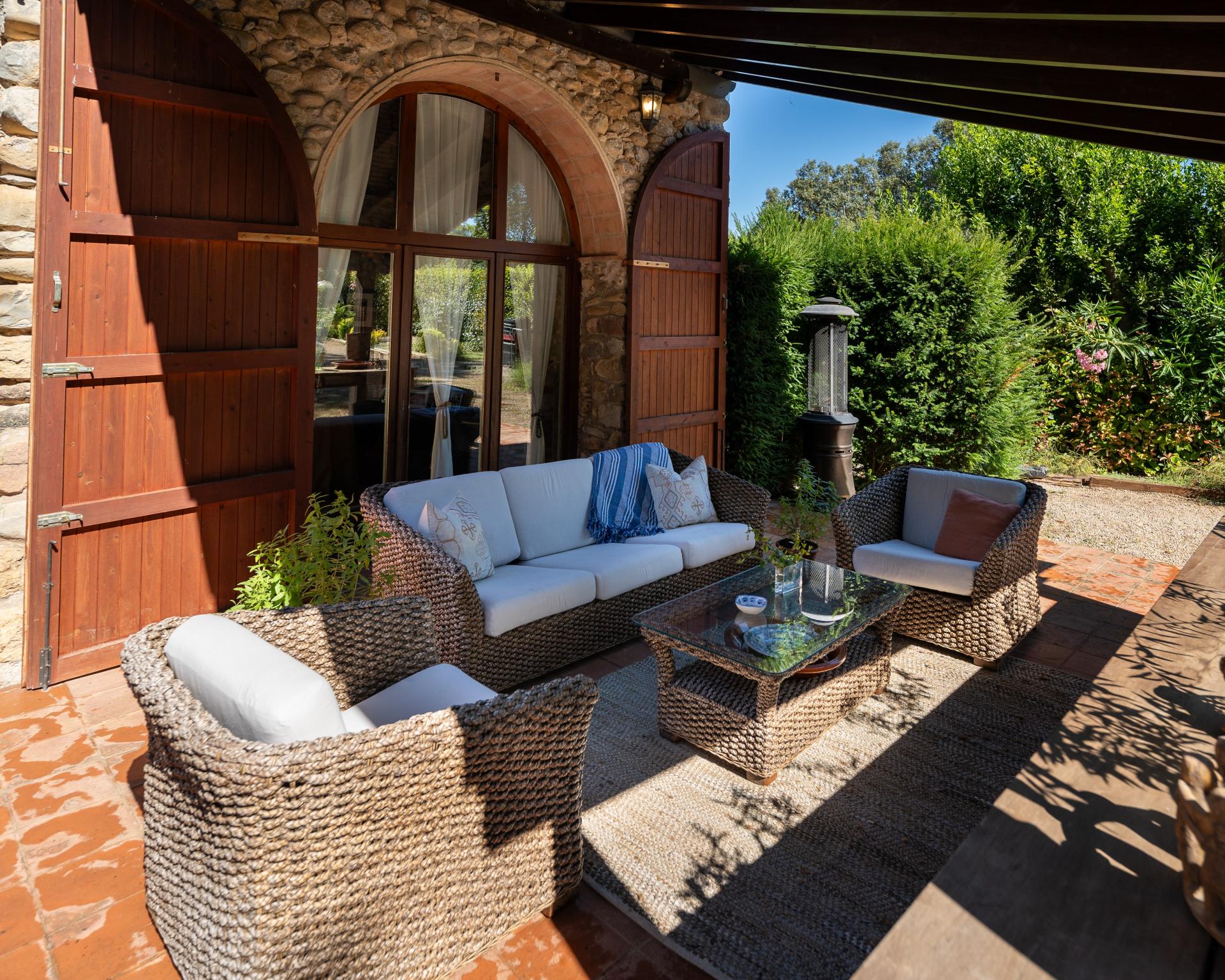 MASIA CON ALMA, PISCINA Y ENTORNO PRIVILEGIADO !!!!!!!!