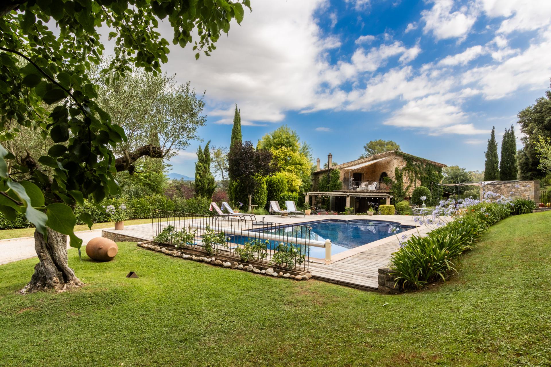 MASIA CON ALMA, PISCINA Y ENTORNO PRIVILEGIADO !!!!!!!!