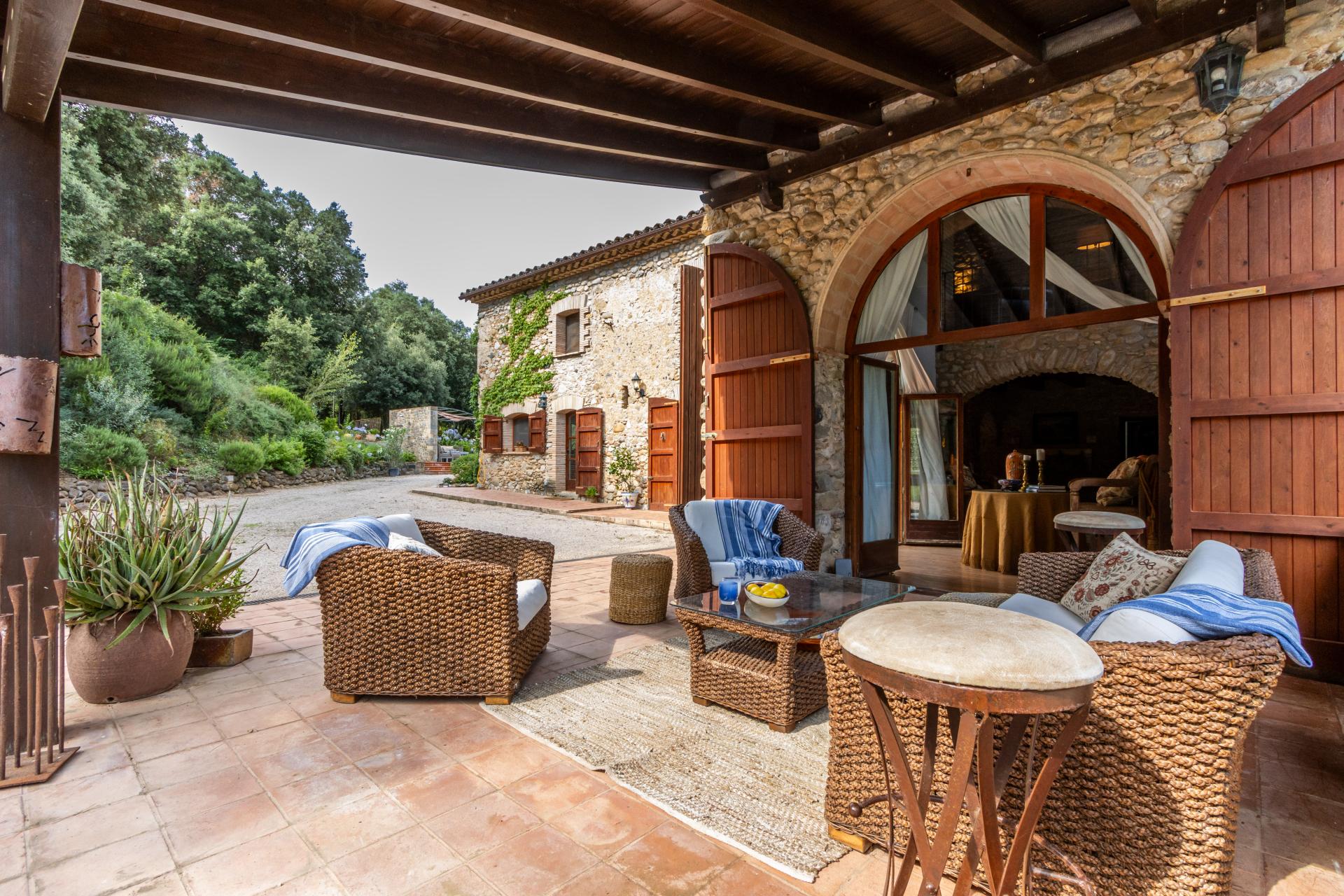 MASIA CON ALMA, PISCINA Y ENTORNO PRIVILEGIADO !!!!!!!!