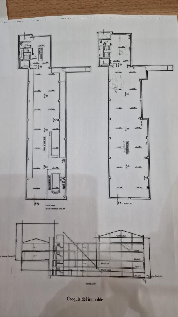 Se venden dos edificios conectados en Mataró