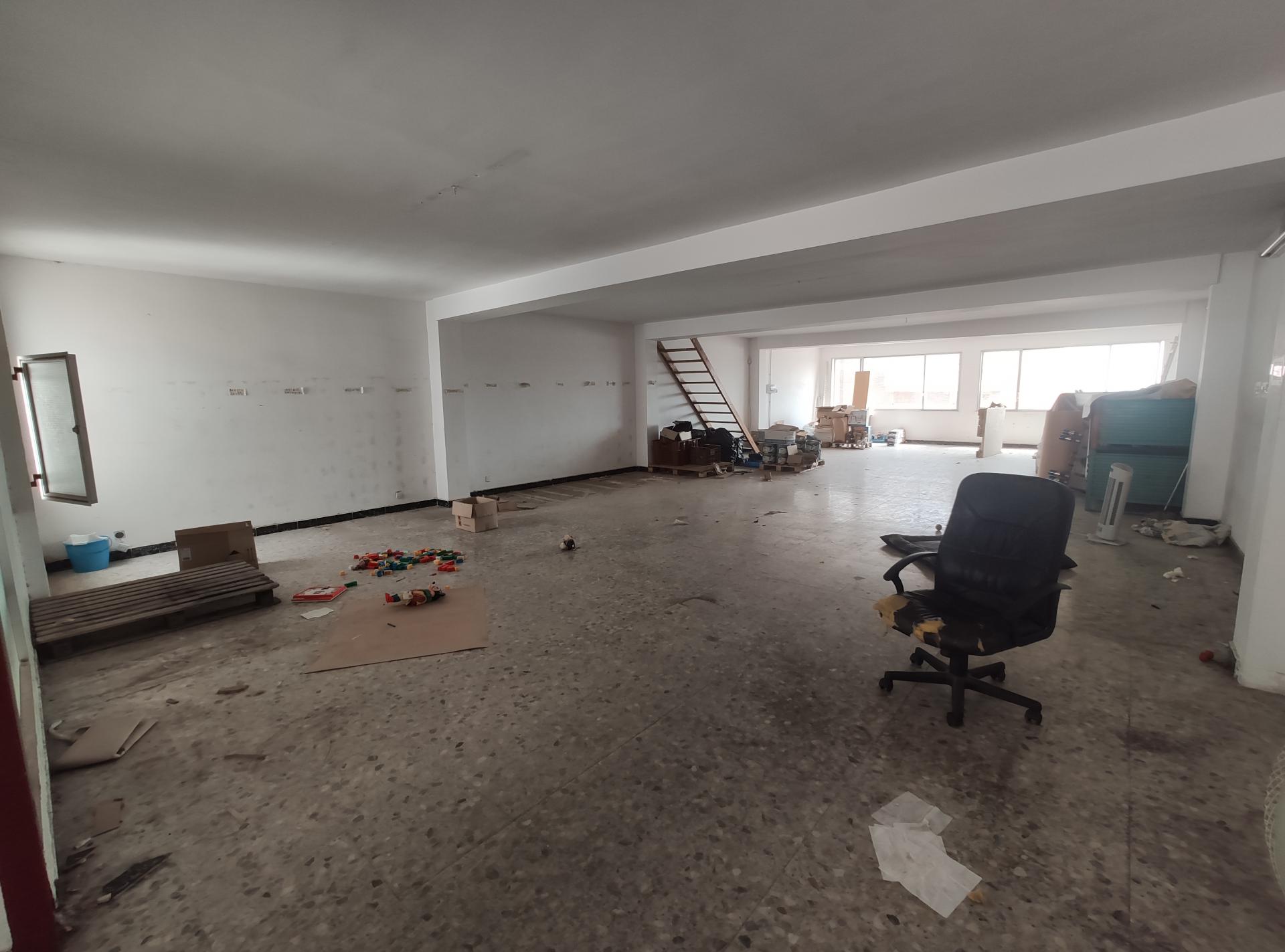 Se venden dos edificios conectados en Mataró