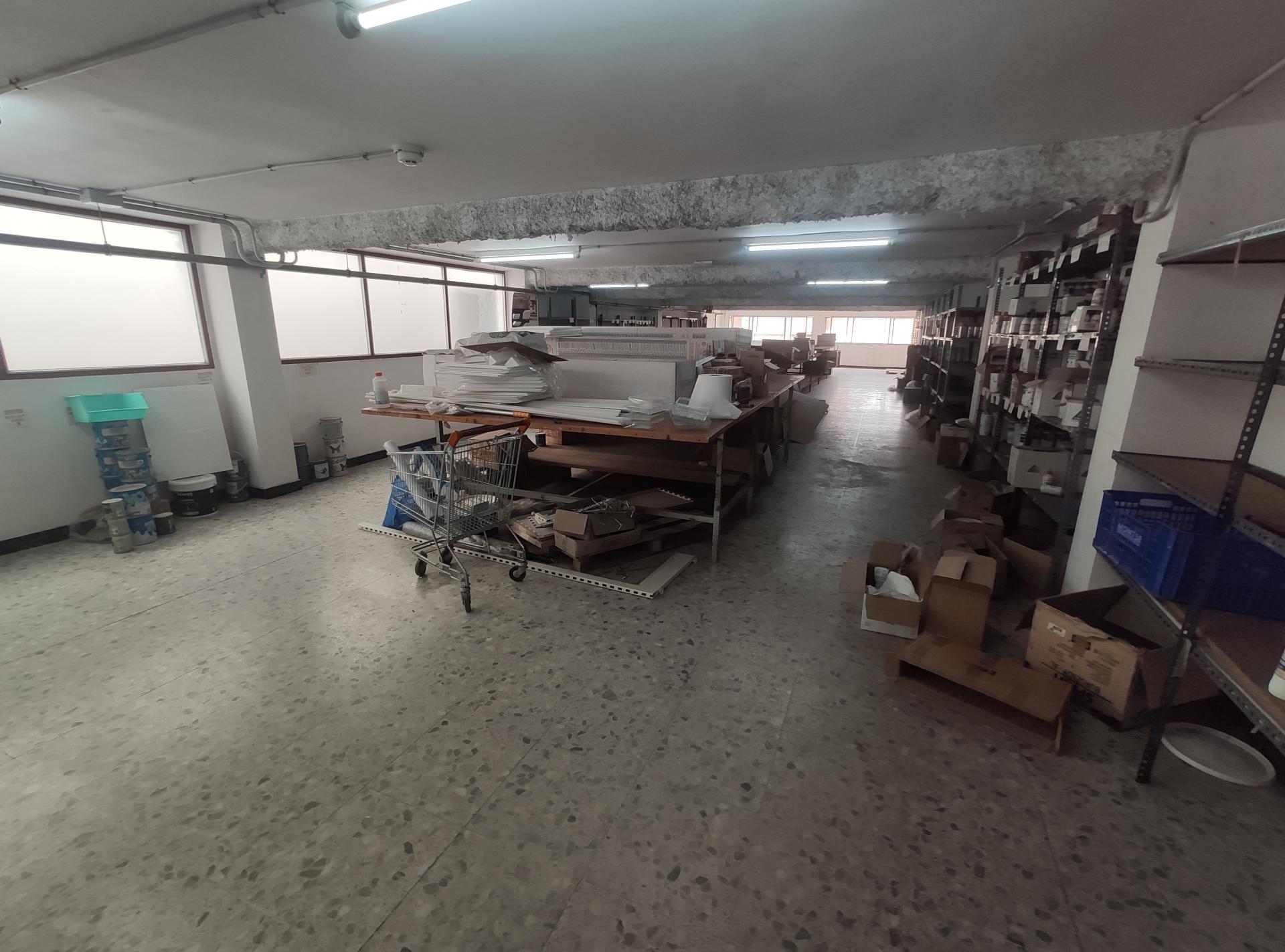 Se venden dos edificios conectados en Mataró