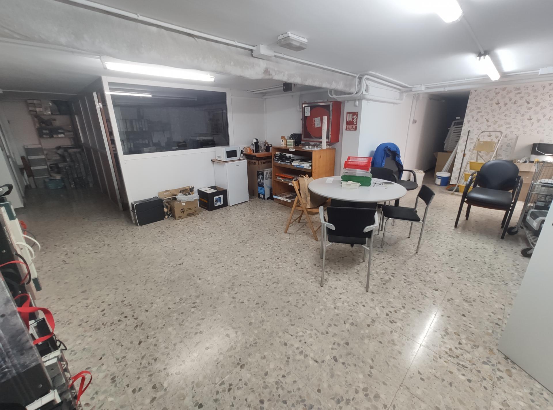 Se venden dos edificios conectados en Mataró