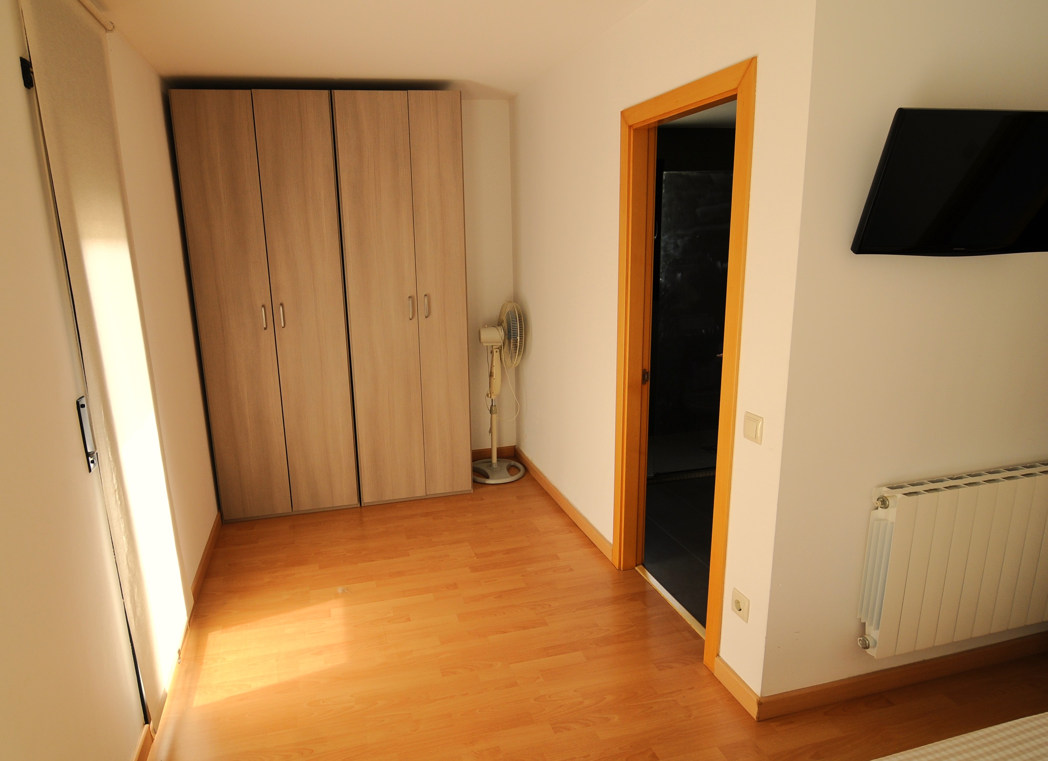 TORRE APAREADA PER ENTRAR A VIURE