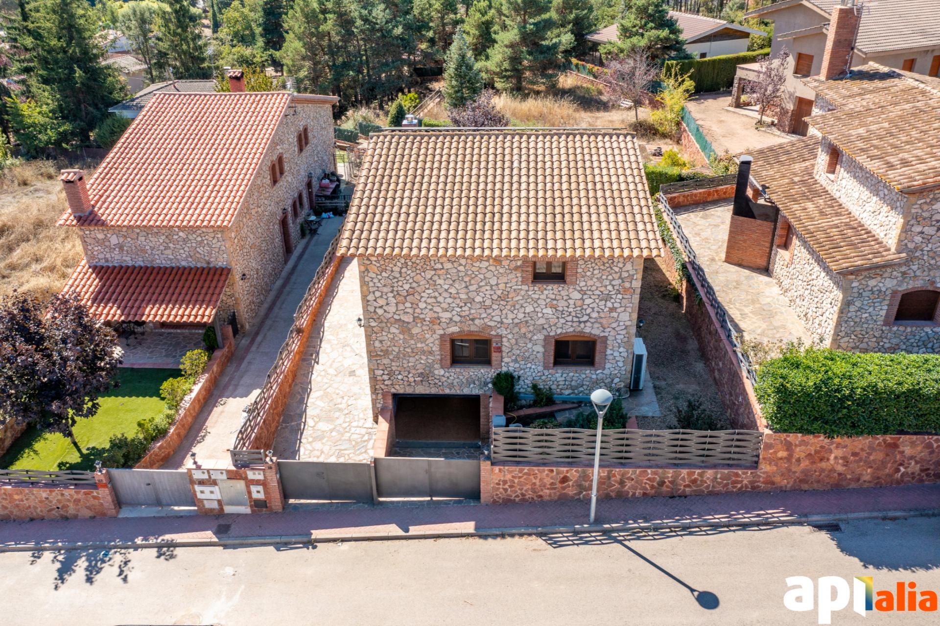 Chalet de estilo Rústico de Lujo en PRADES