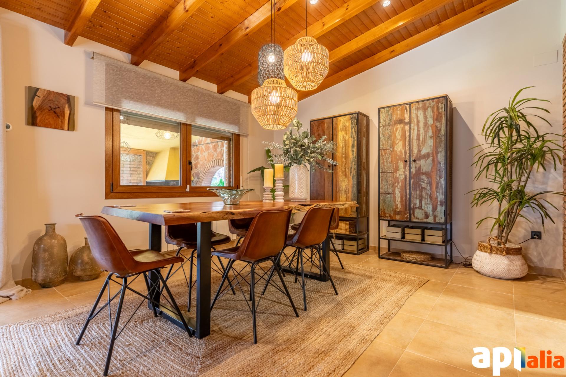 Chalet de estilo Rústico de Lujo en PRADES