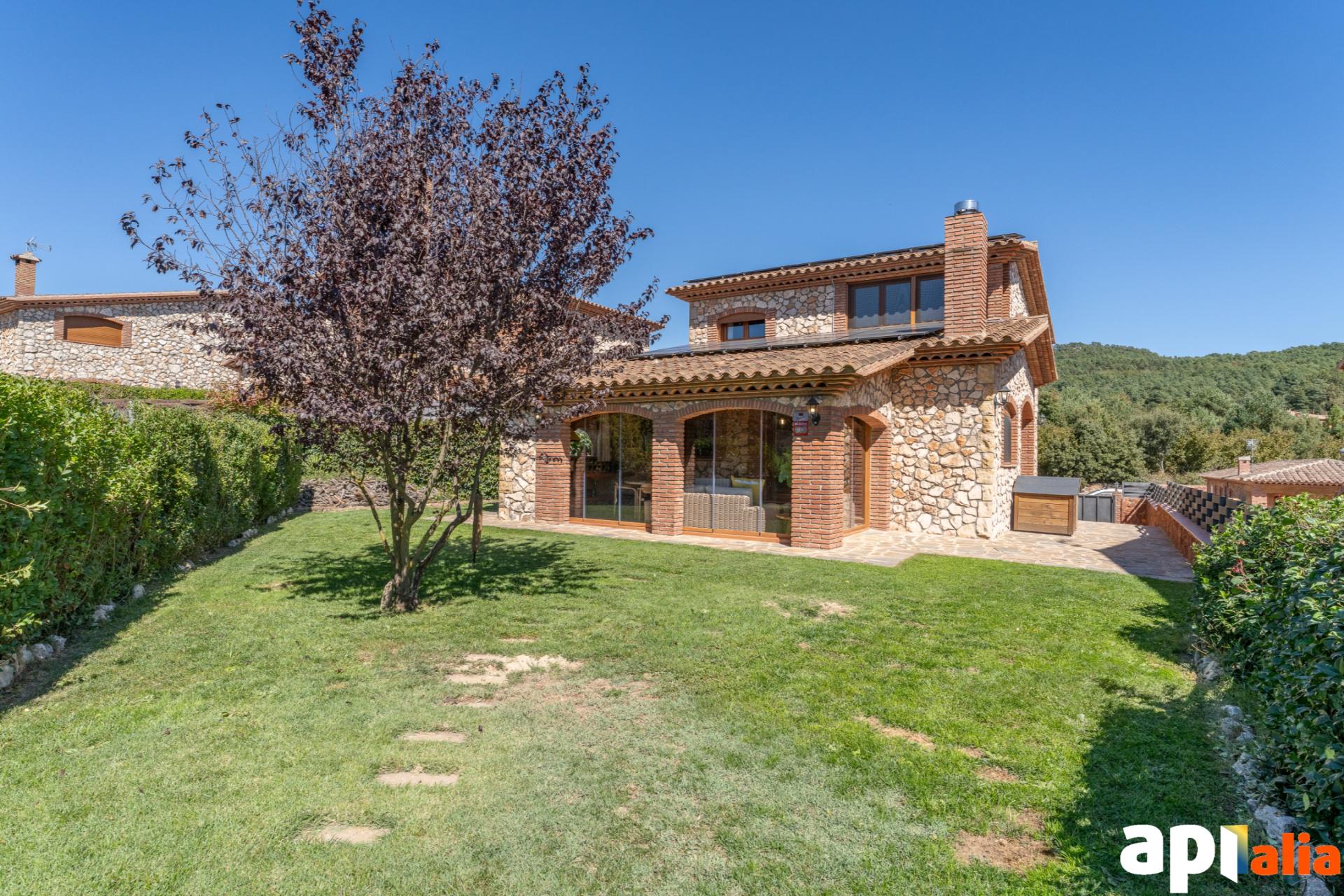 Chalet de estilo Rústico de Lujo en PRADES