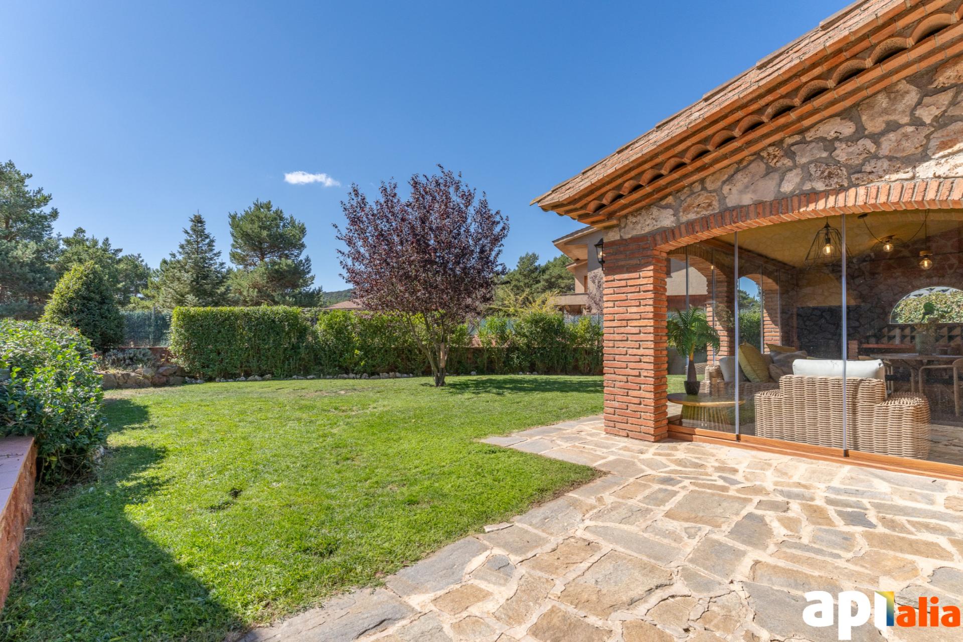 Chalet de estilo Rústico de Lujo en PRADES